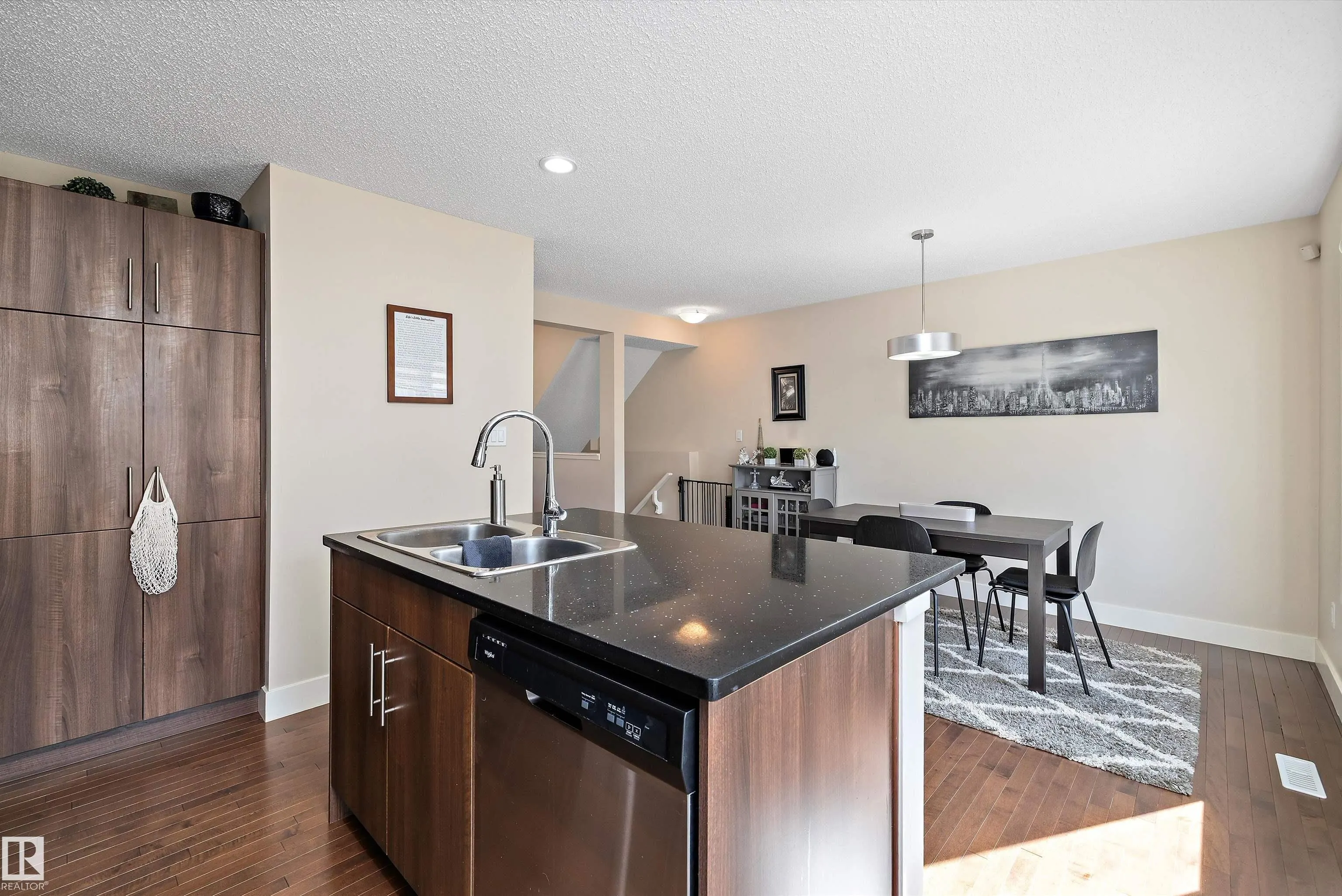 #28 2922 Maple Way