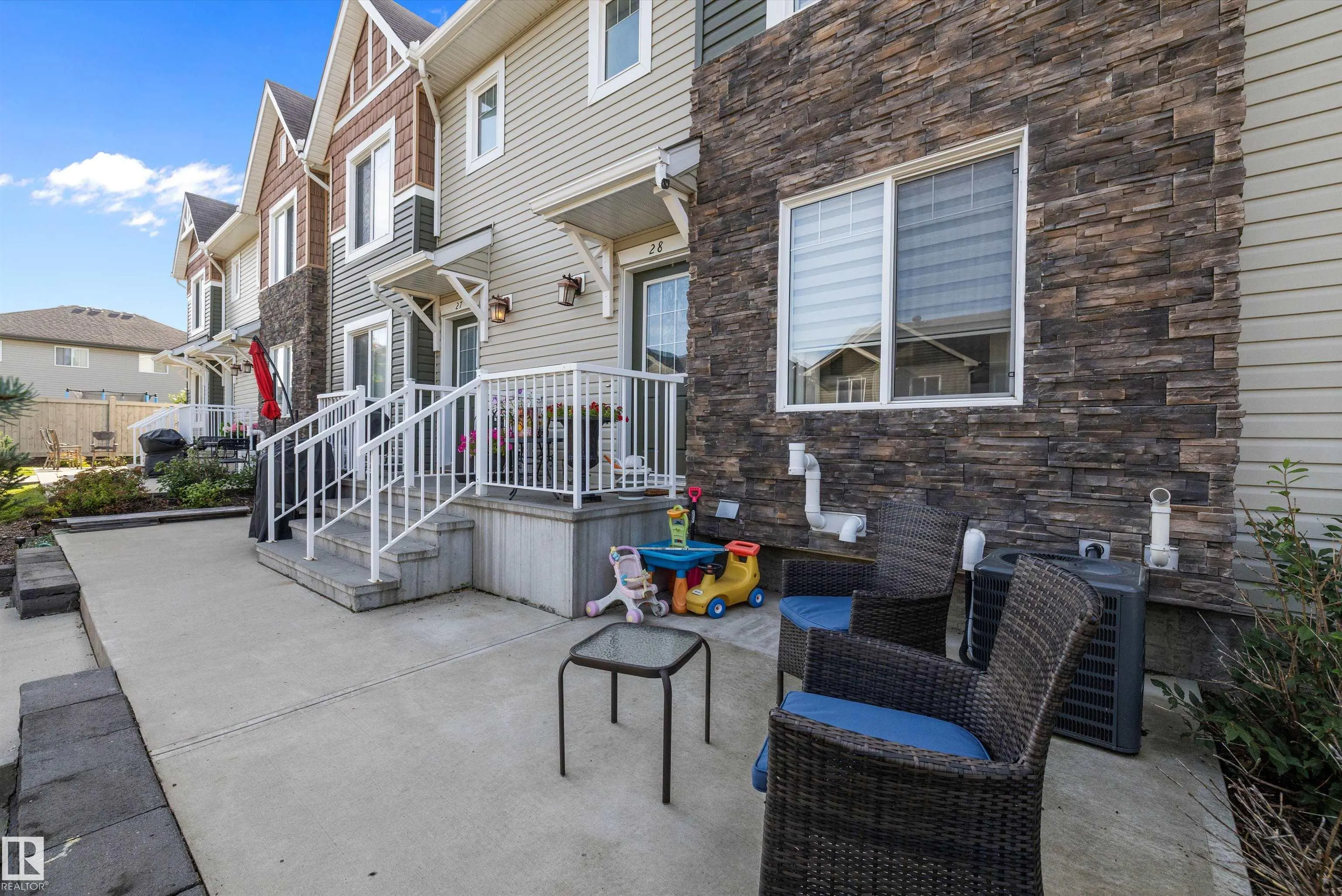 #28 2922 Maple Way