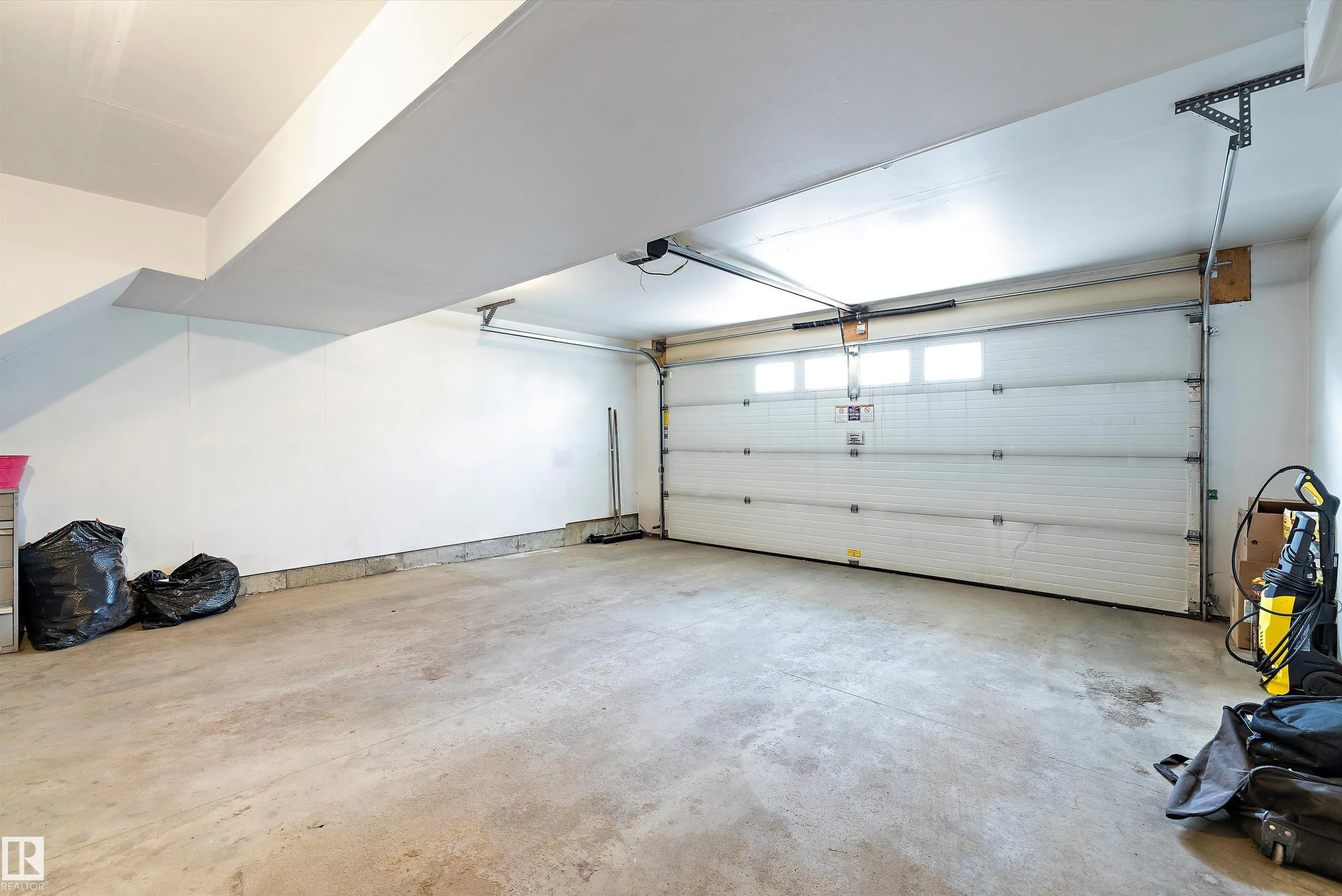 #28 2922 Maple Way