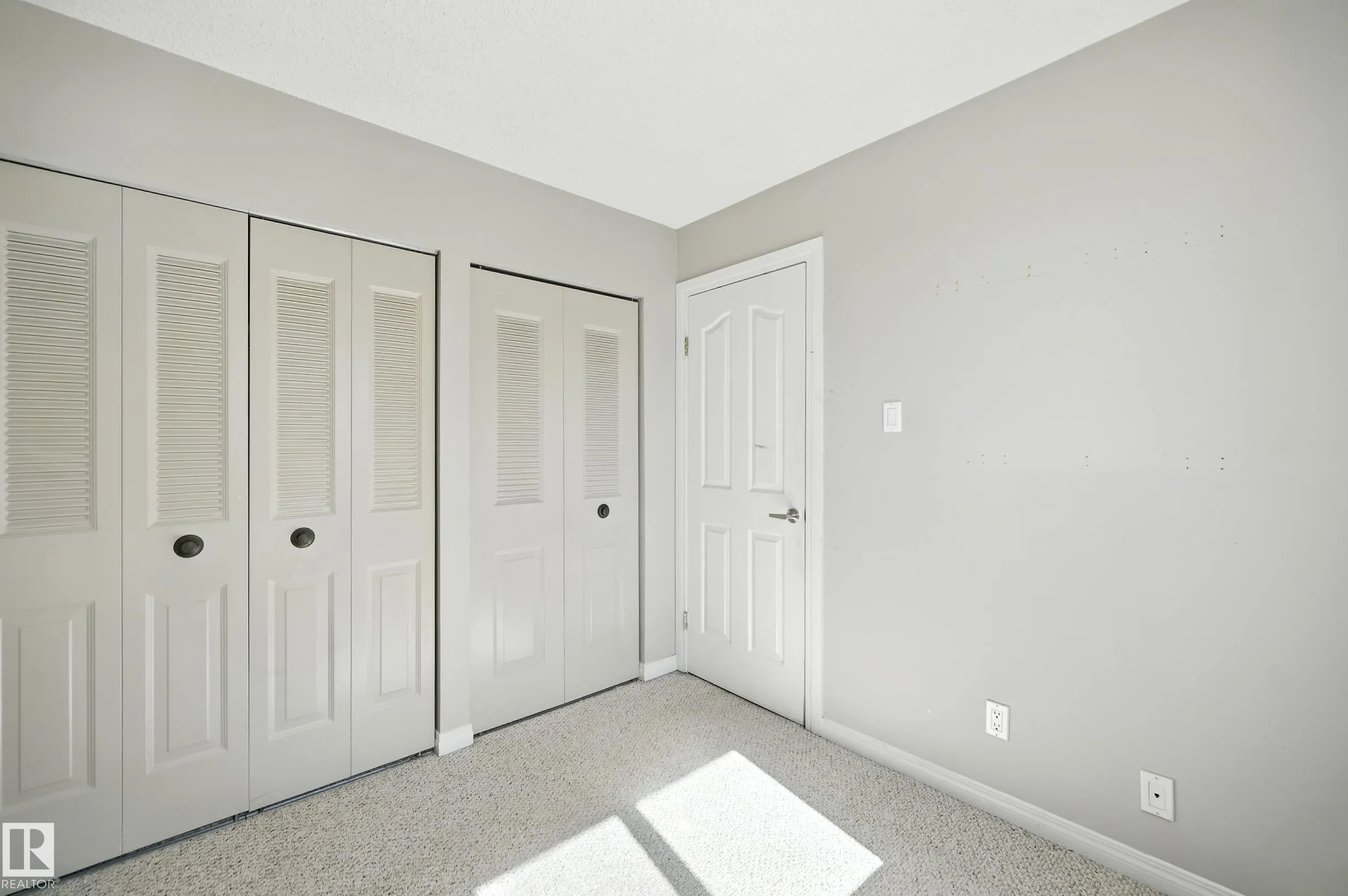 11406 139 Avenue