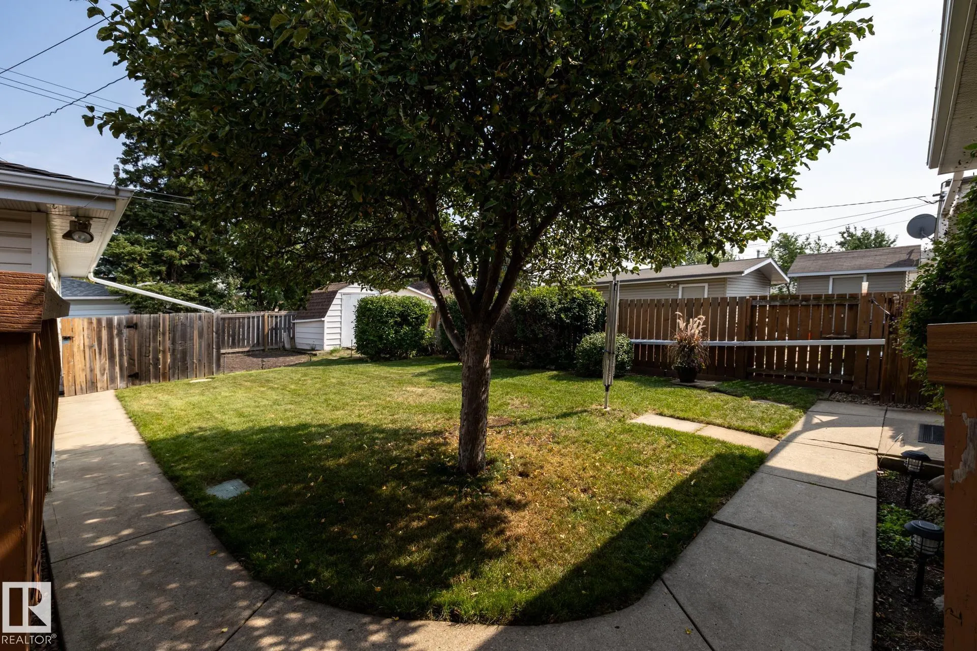 8707 56 Street