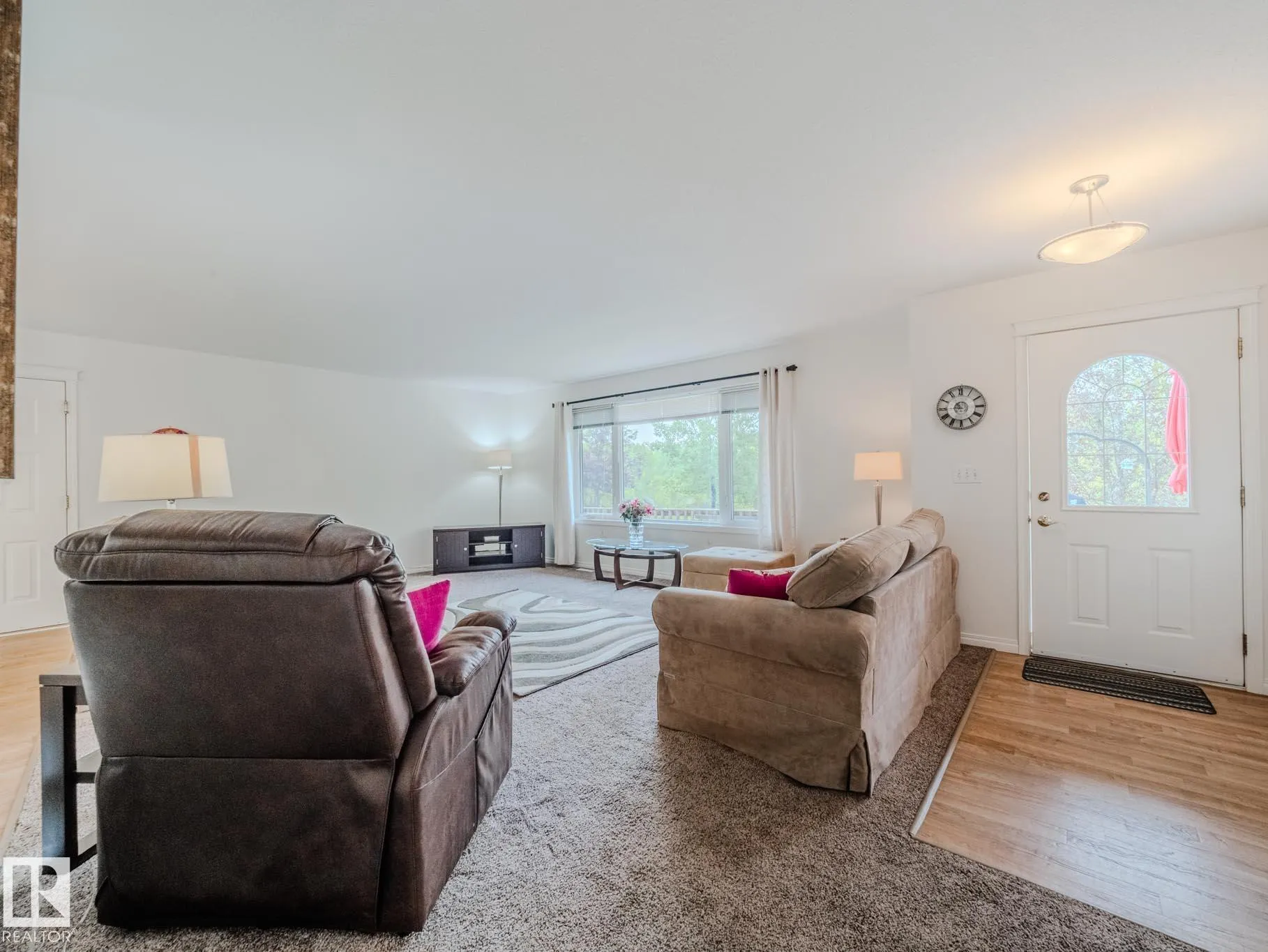52122 RGE ROAD 210