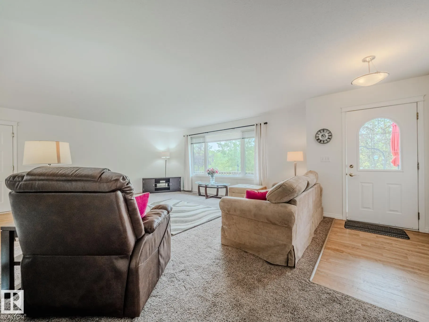52122 RGE ROAD 210