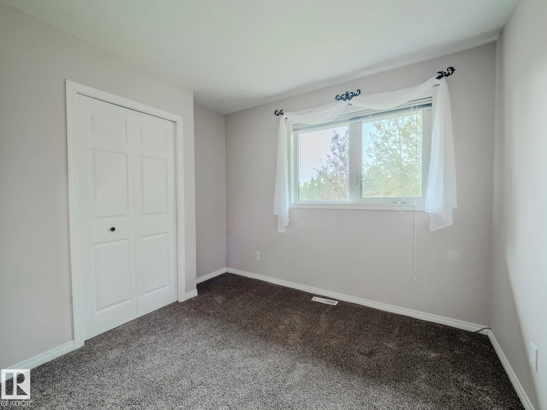 52122 RGE ROAD 210
