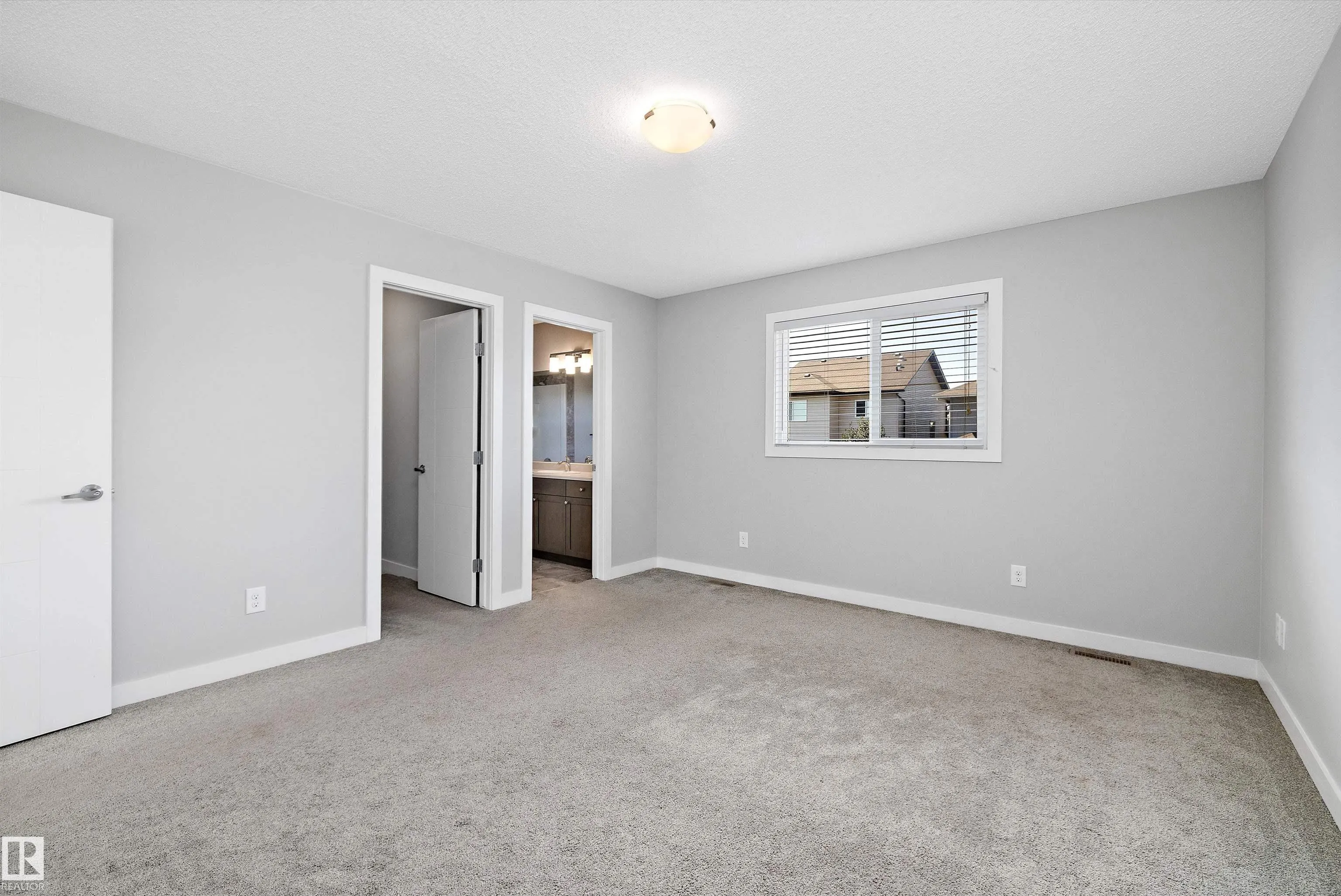 7310 EDGEMONT Way