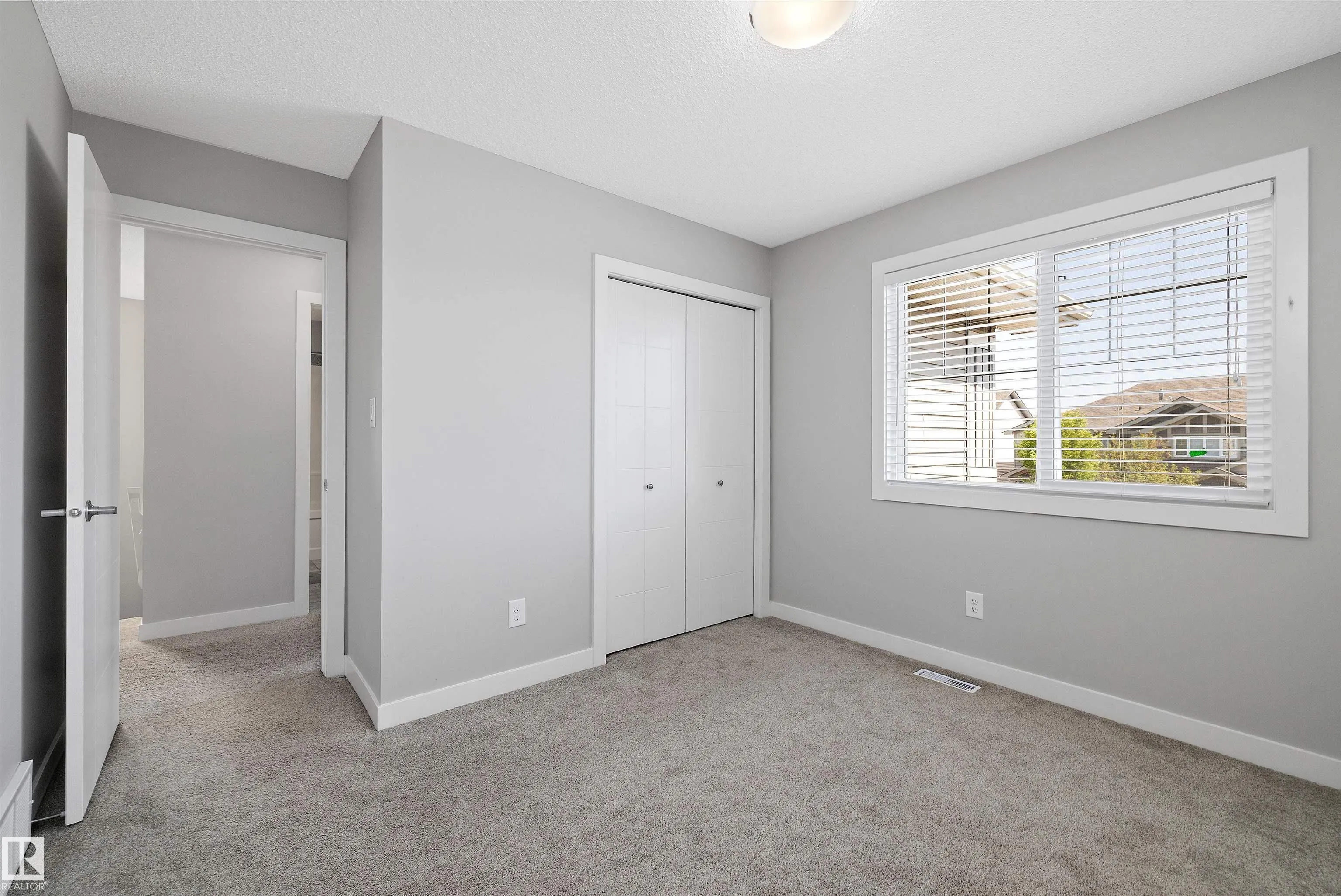 7310 EDGEMONT Way