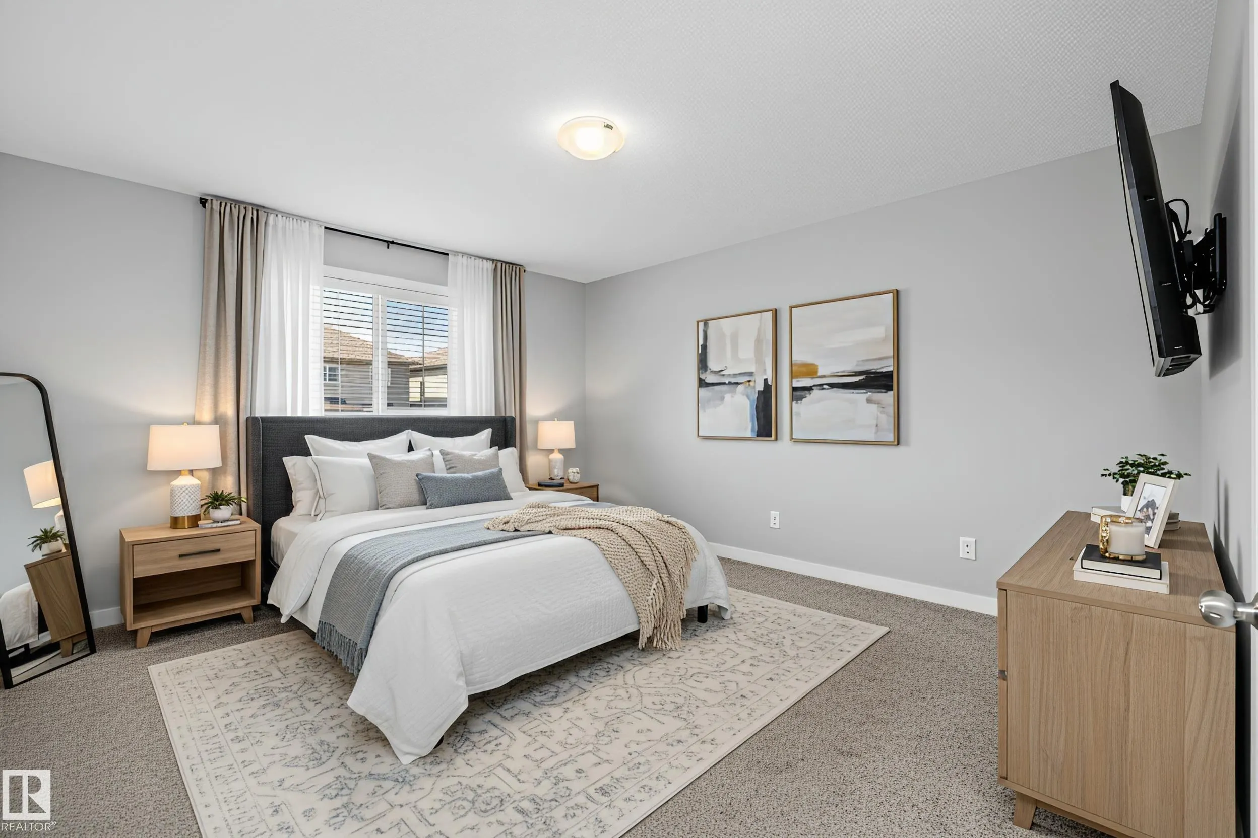 7310 EDGEMONT Way