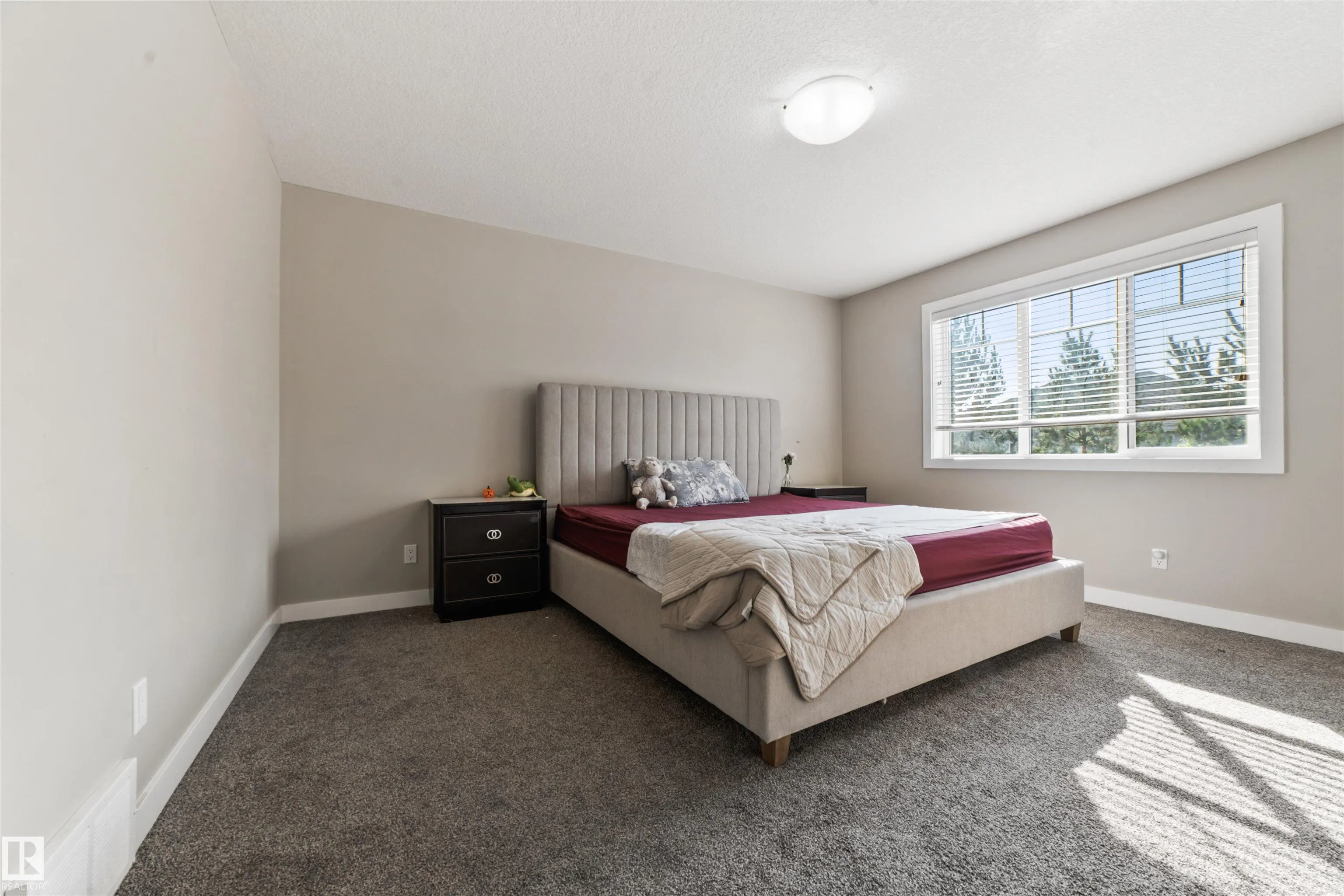 7289 SOUTH TERWILLEGAR Drive