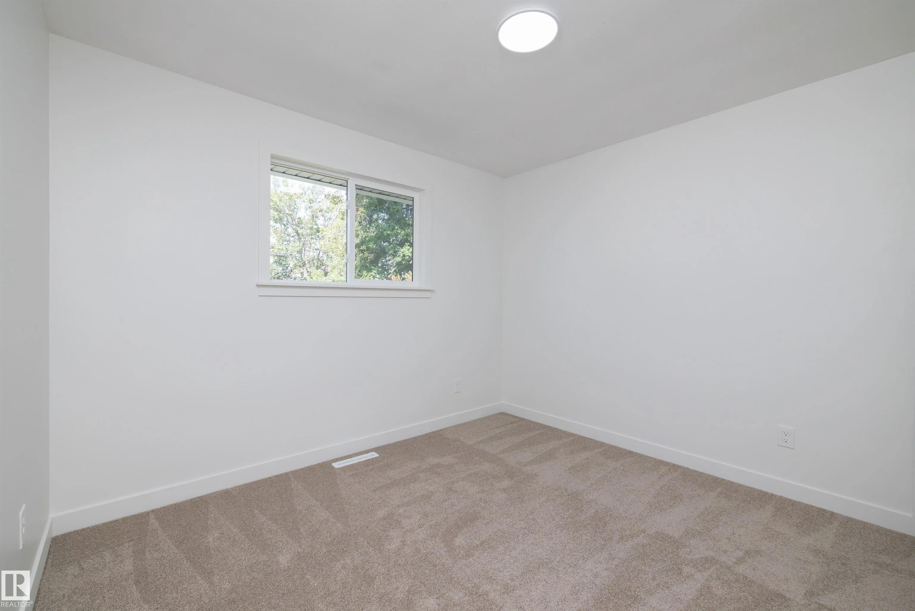 13044 78 Street