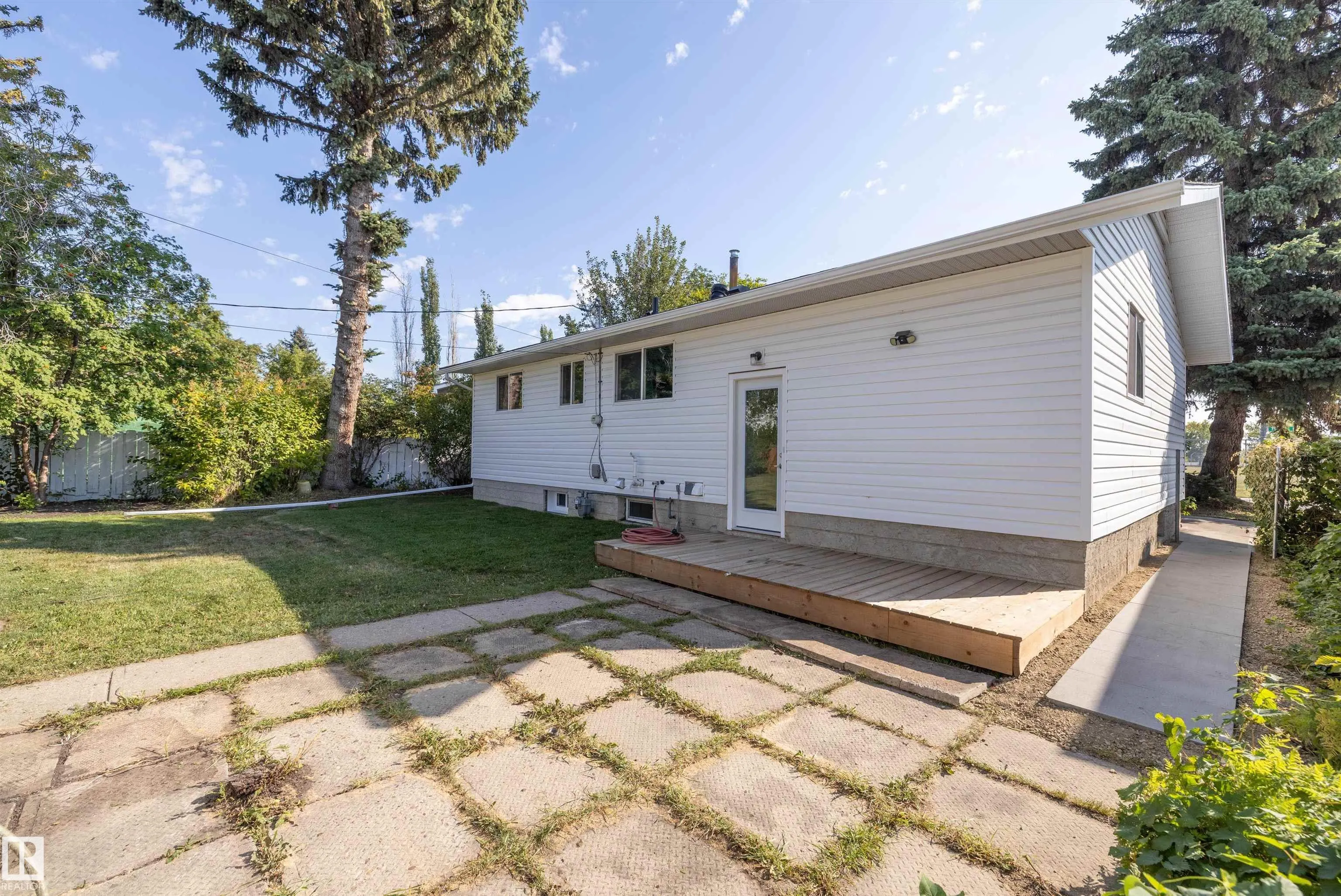 13044 78 Street