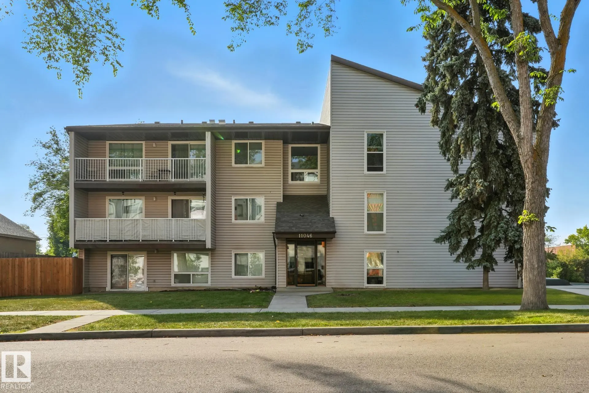 11046 130 Street