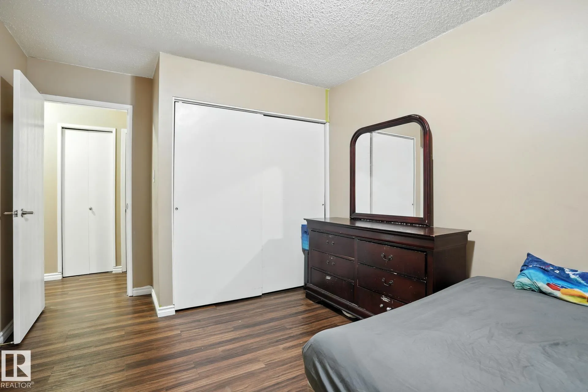 11046 130 Street