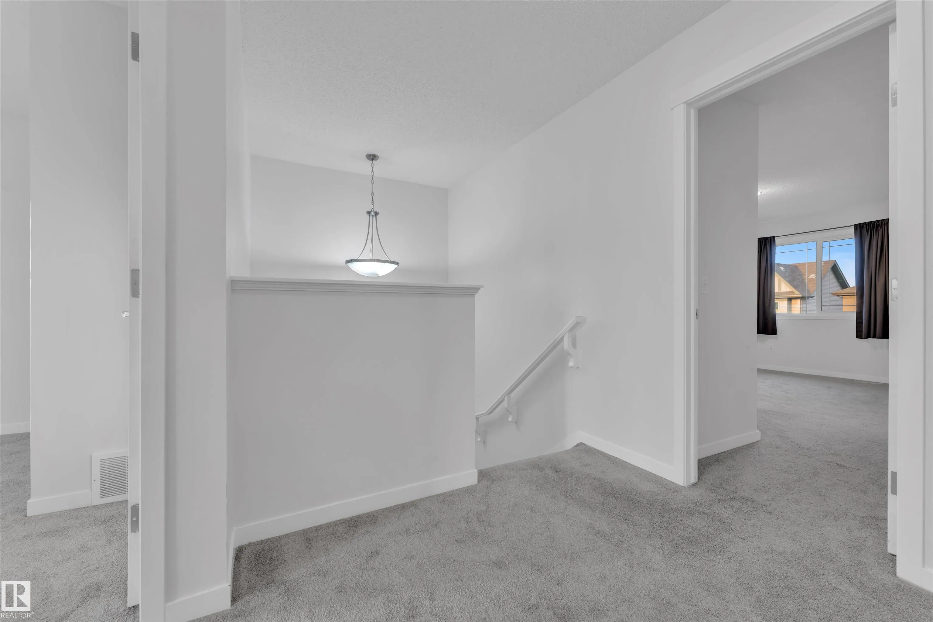 7301 ARMOUR Crescent