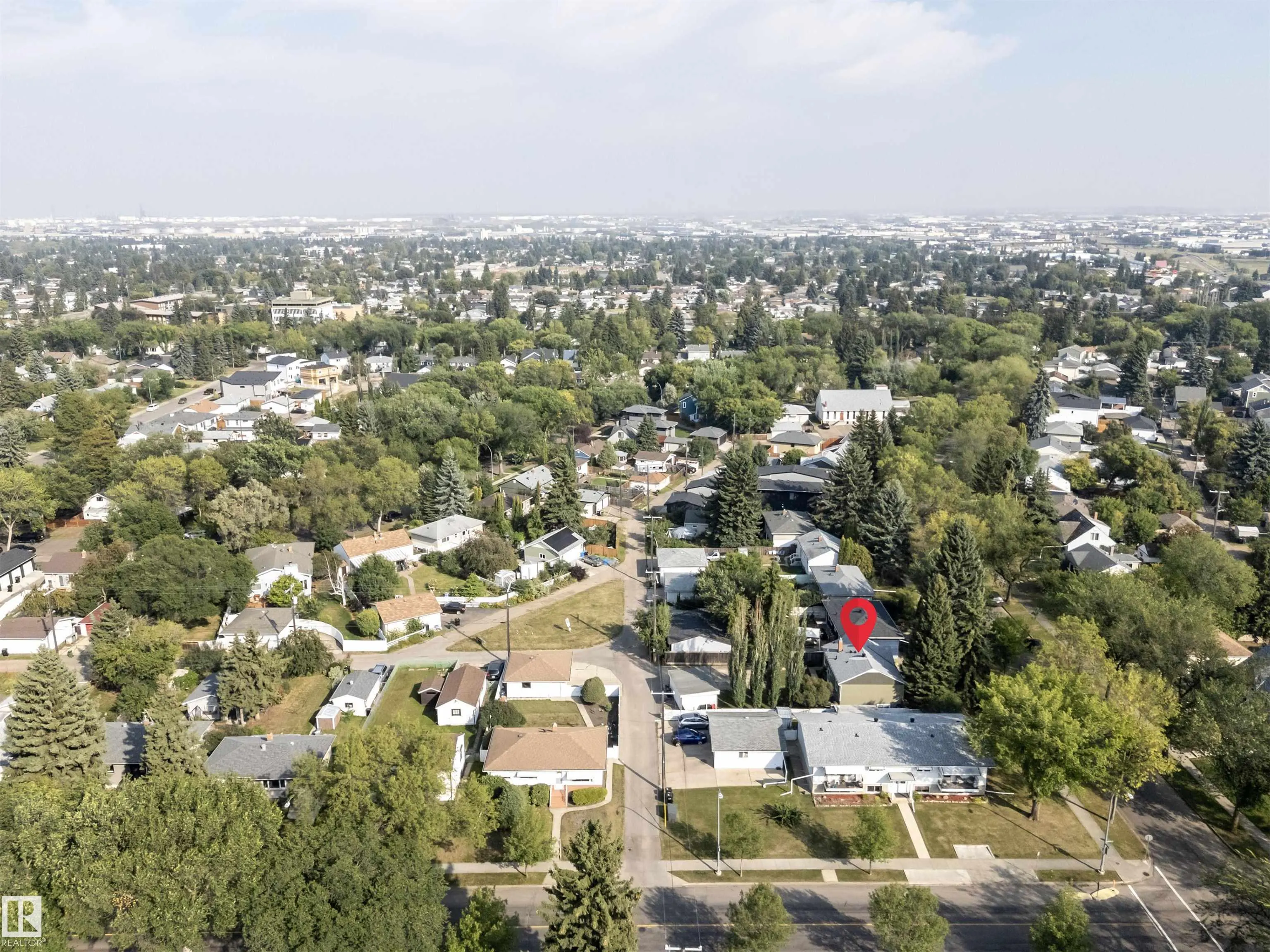 7744 86 Avenue