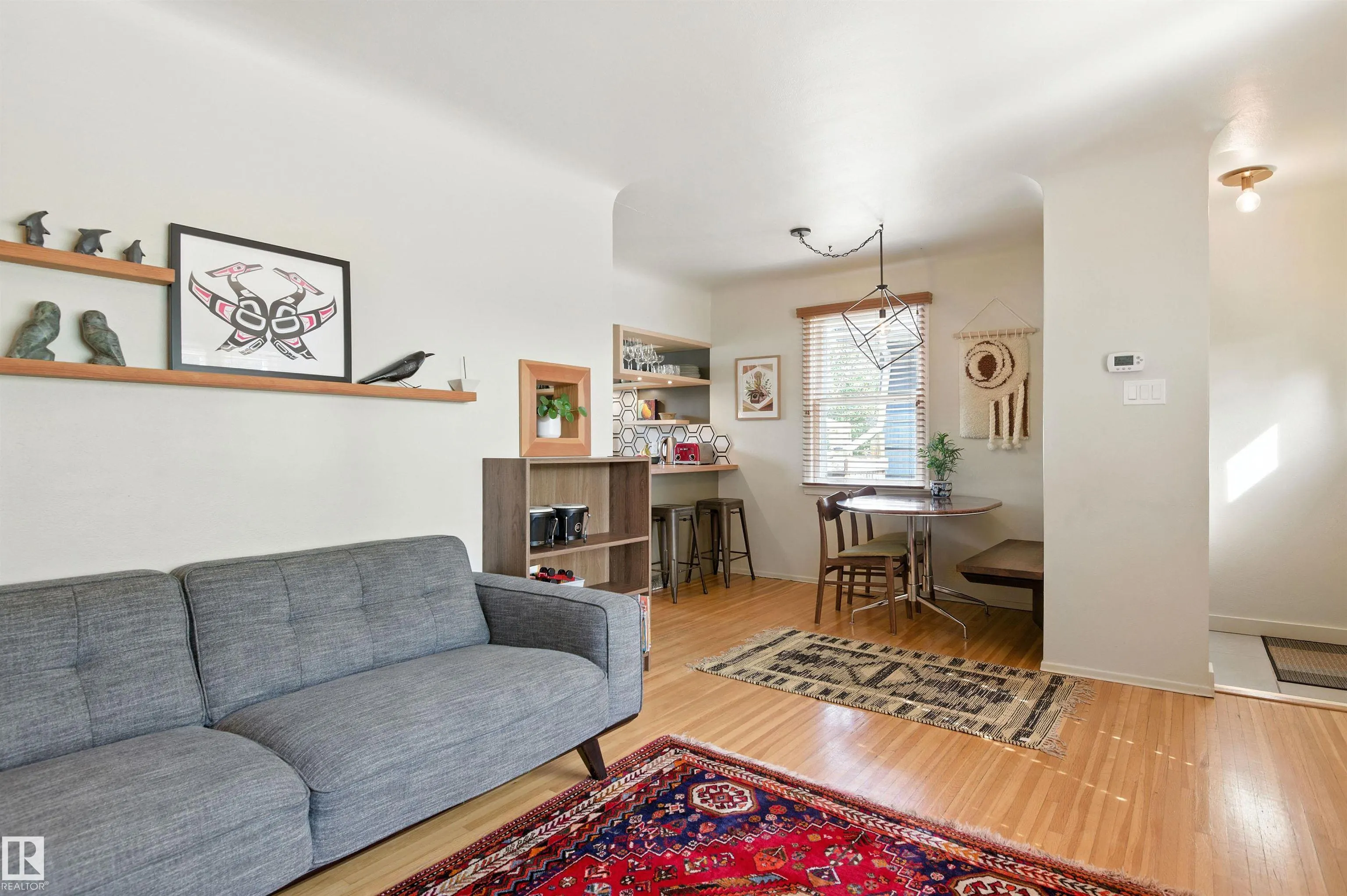 7744 86 Avenue