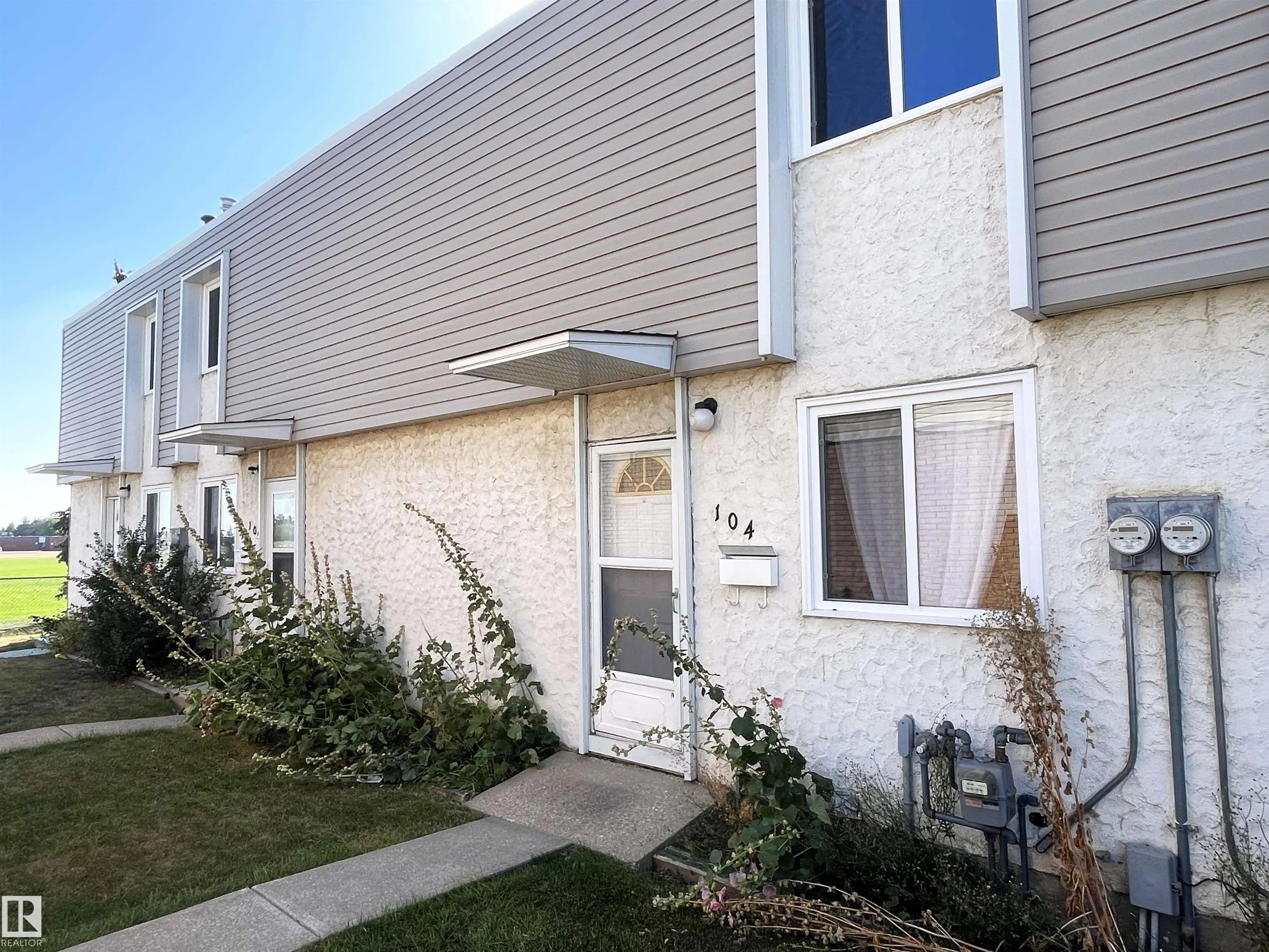 104 CORNELL Court