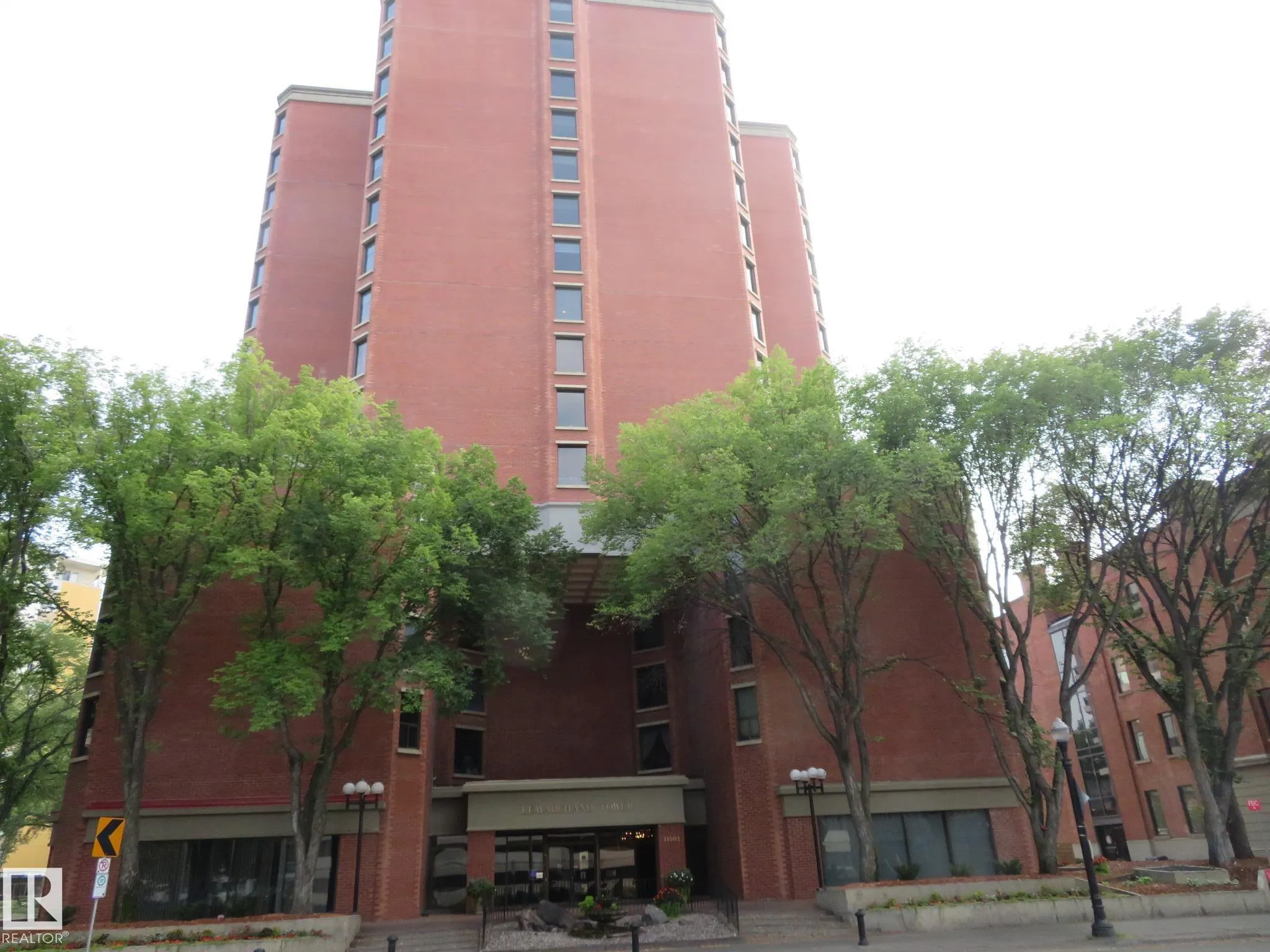 11503 100 Avenue