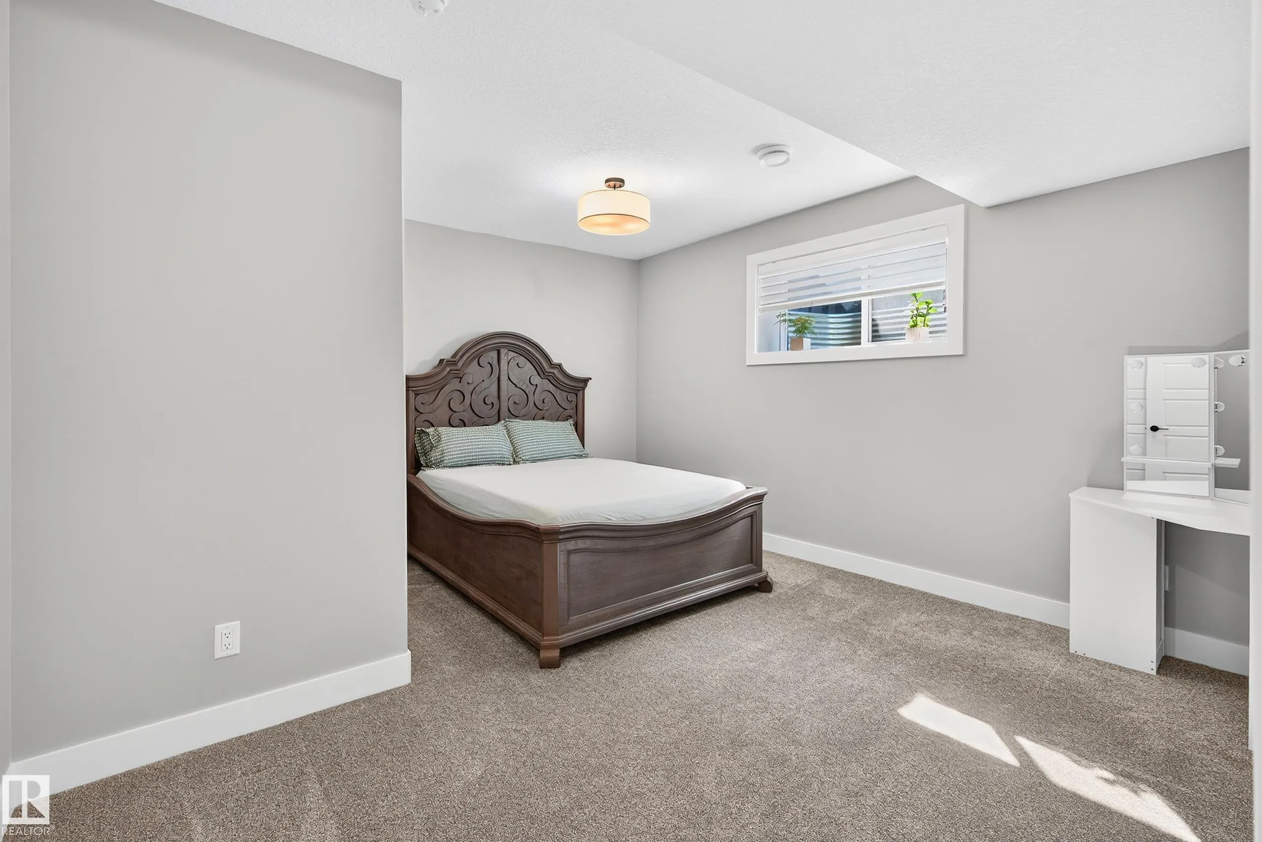 3912 GINSBURG Crescent