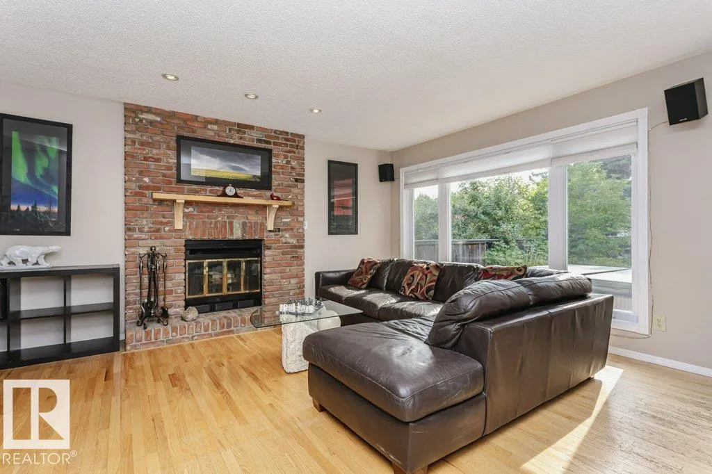 213 BURTON Road