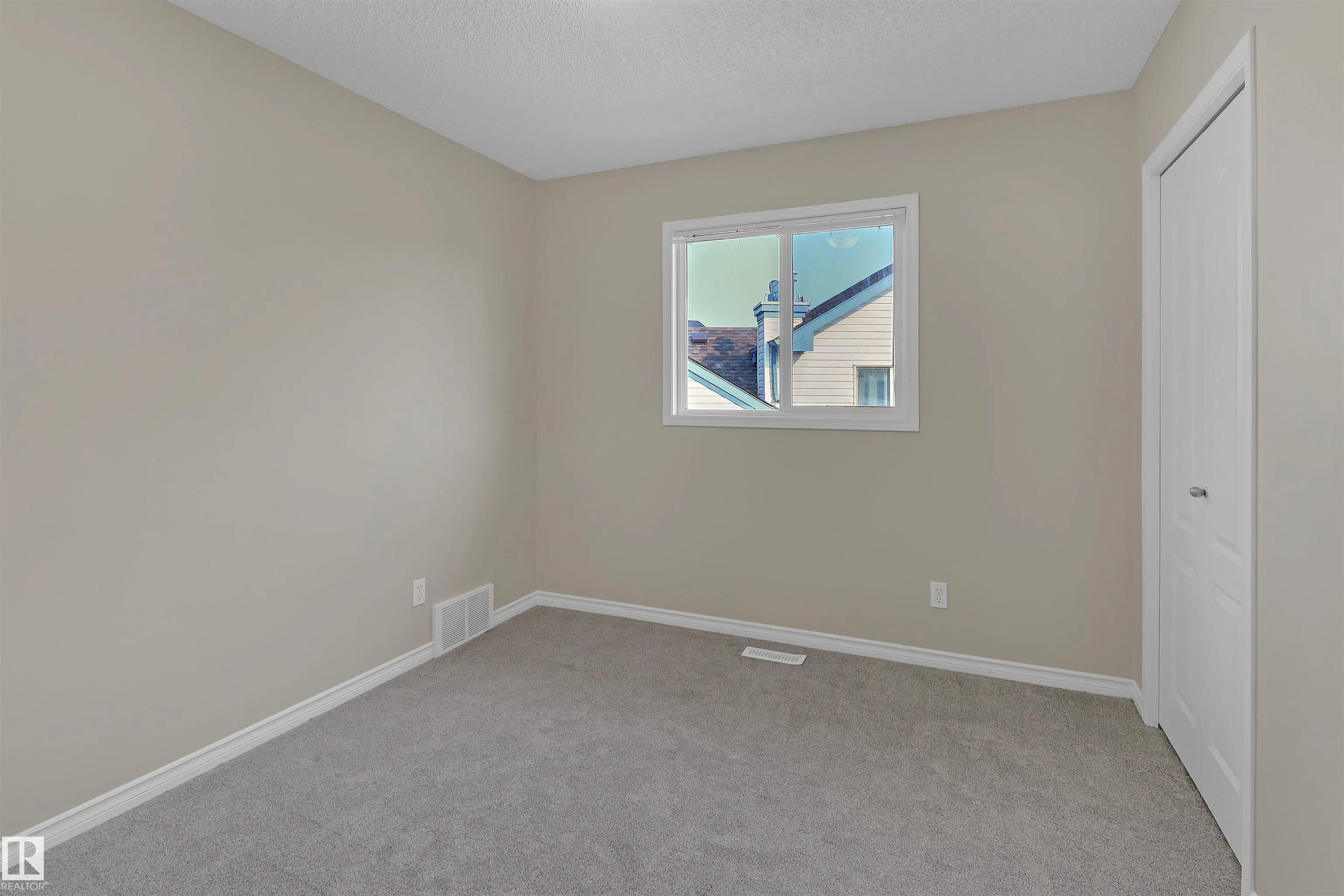 460 GIBB Wynd