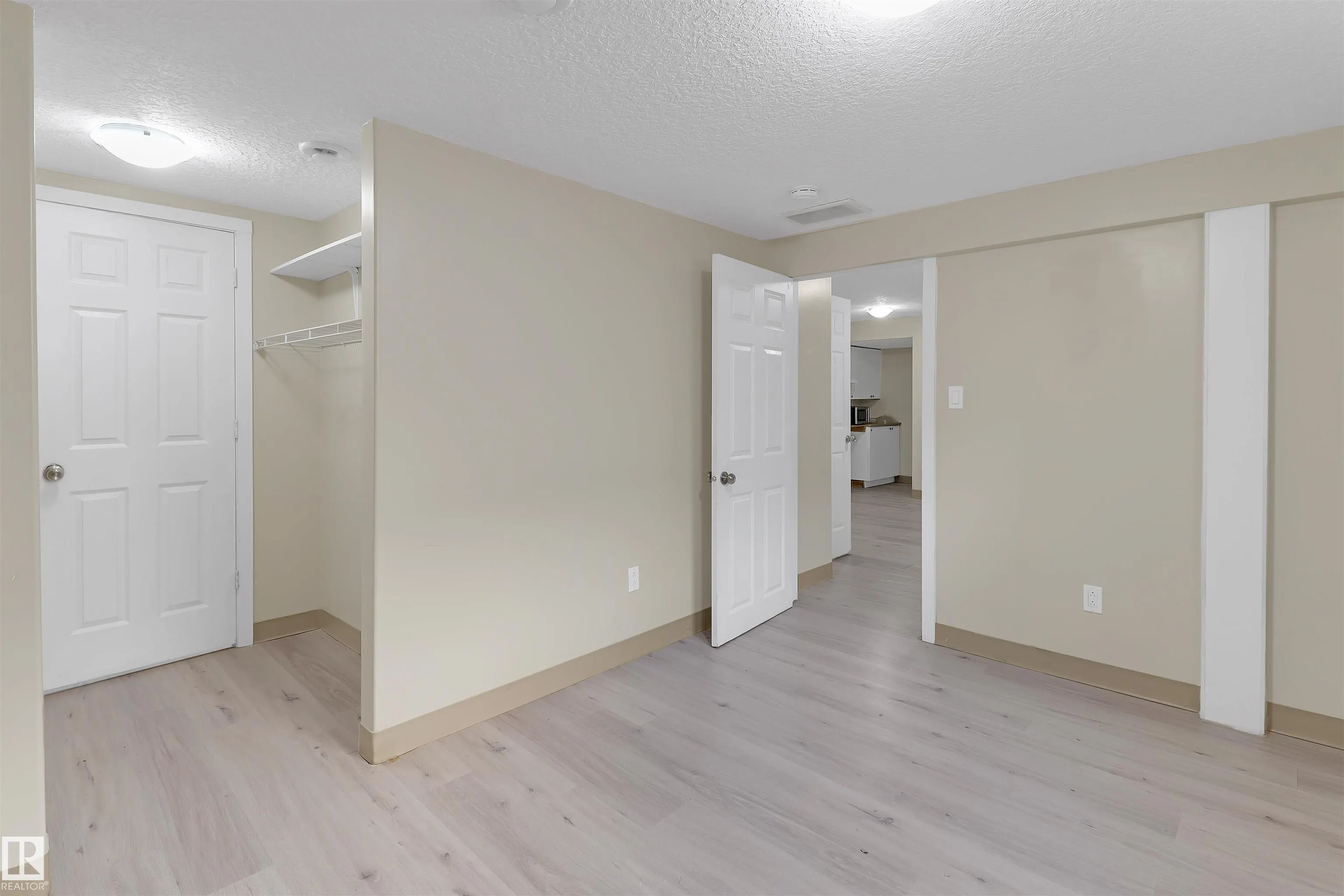 460 GIBB Wynd