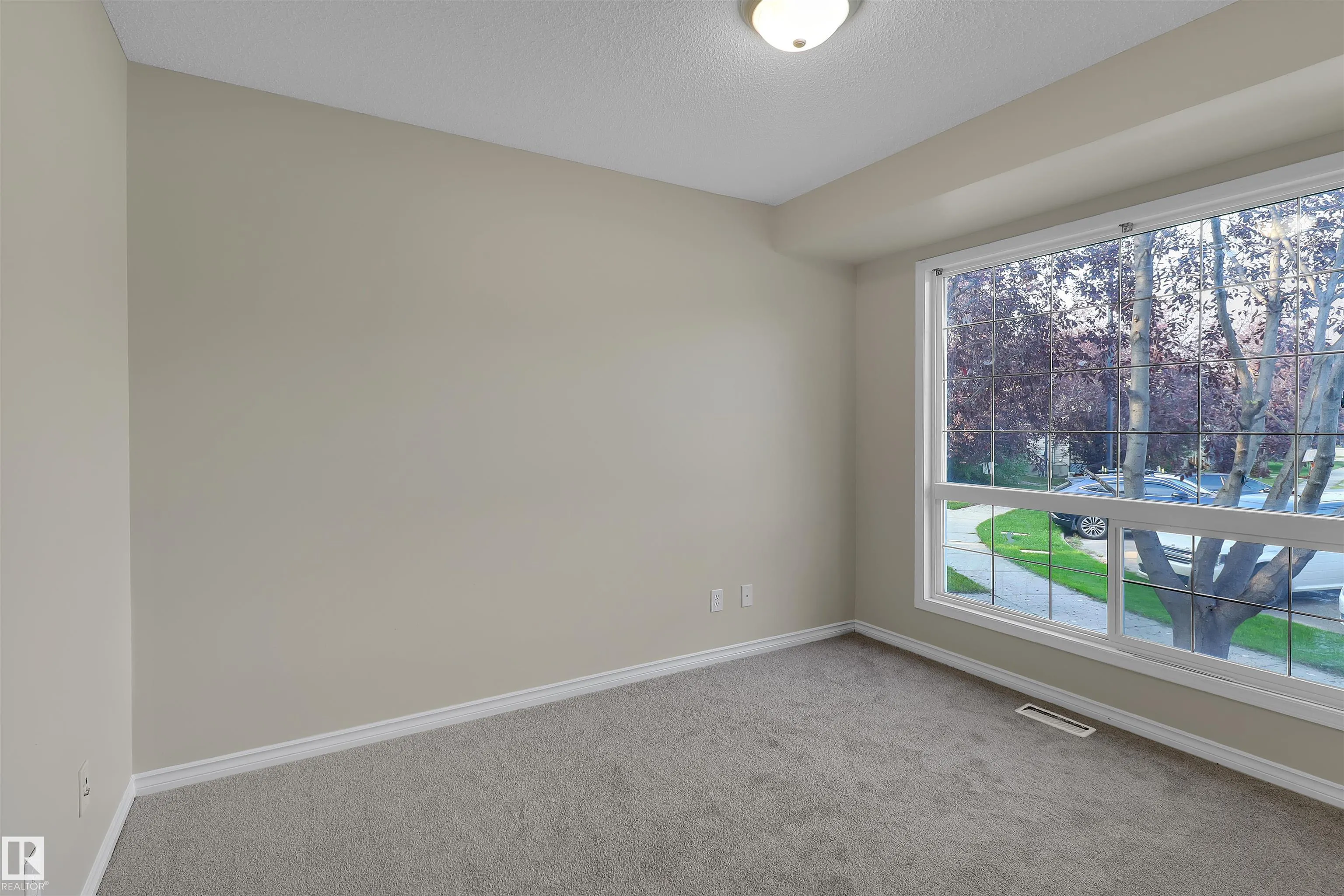 460 GIBB Wynd