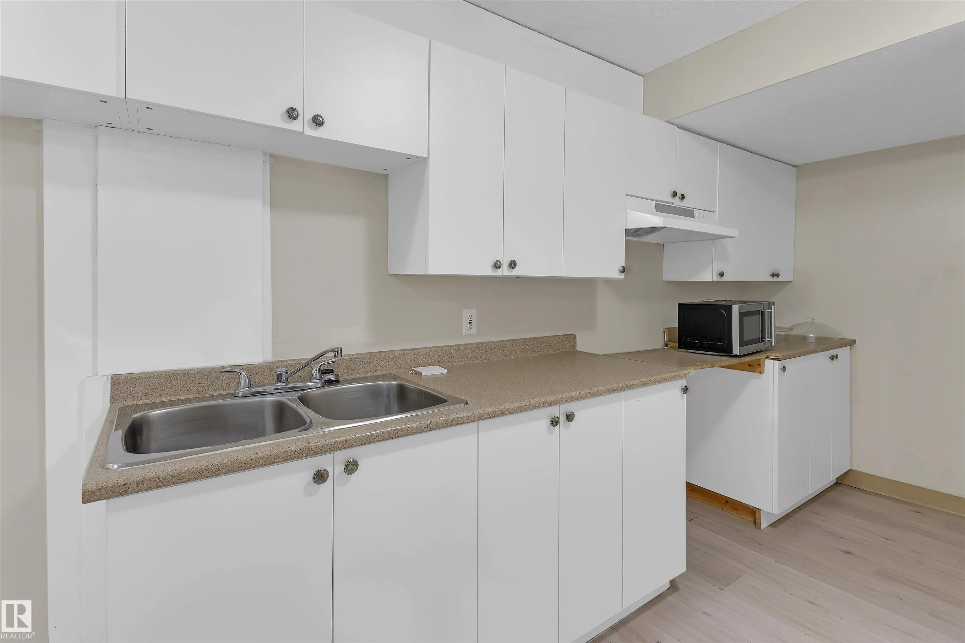460 GIBB Wynd