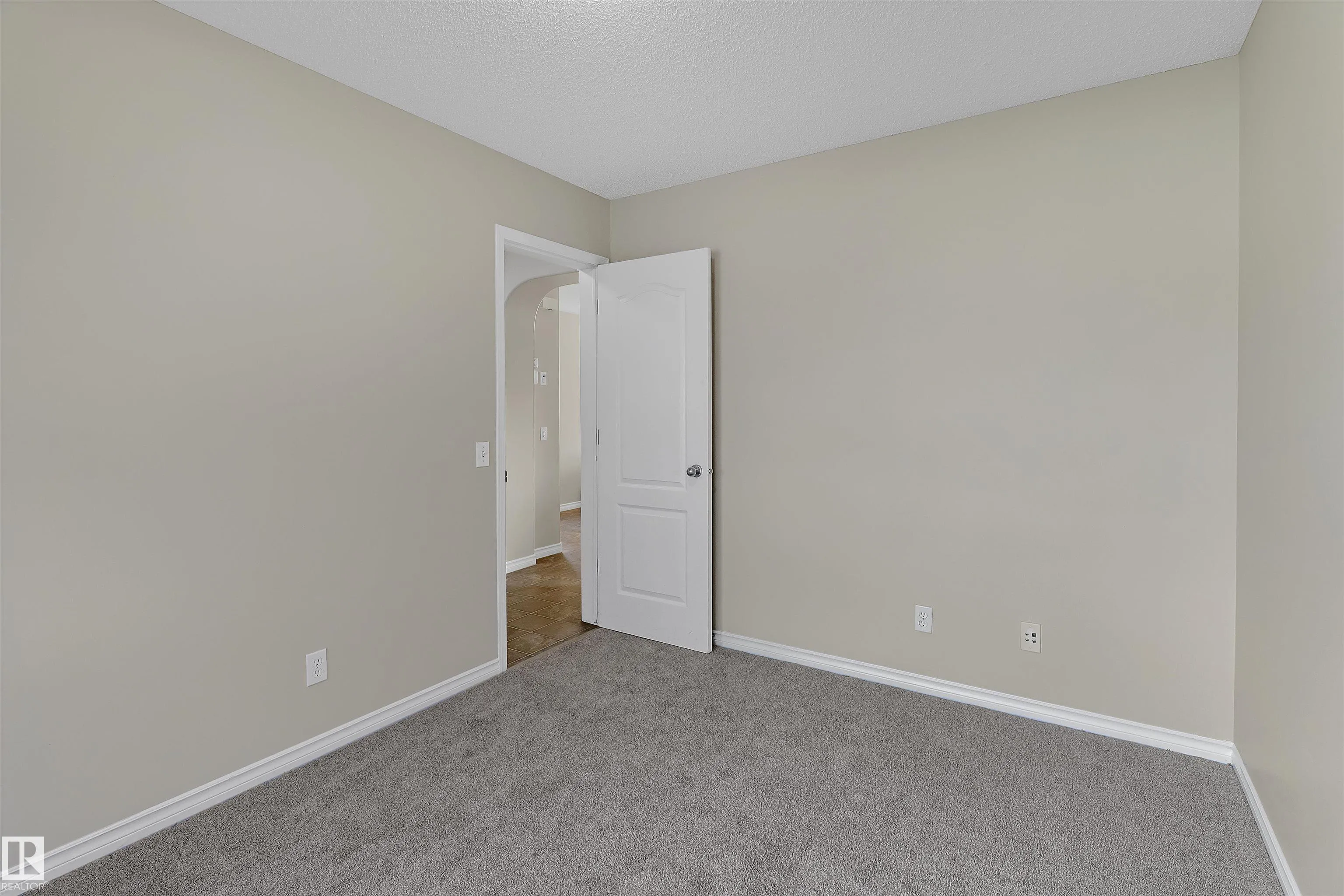 460 GIBB Wynd