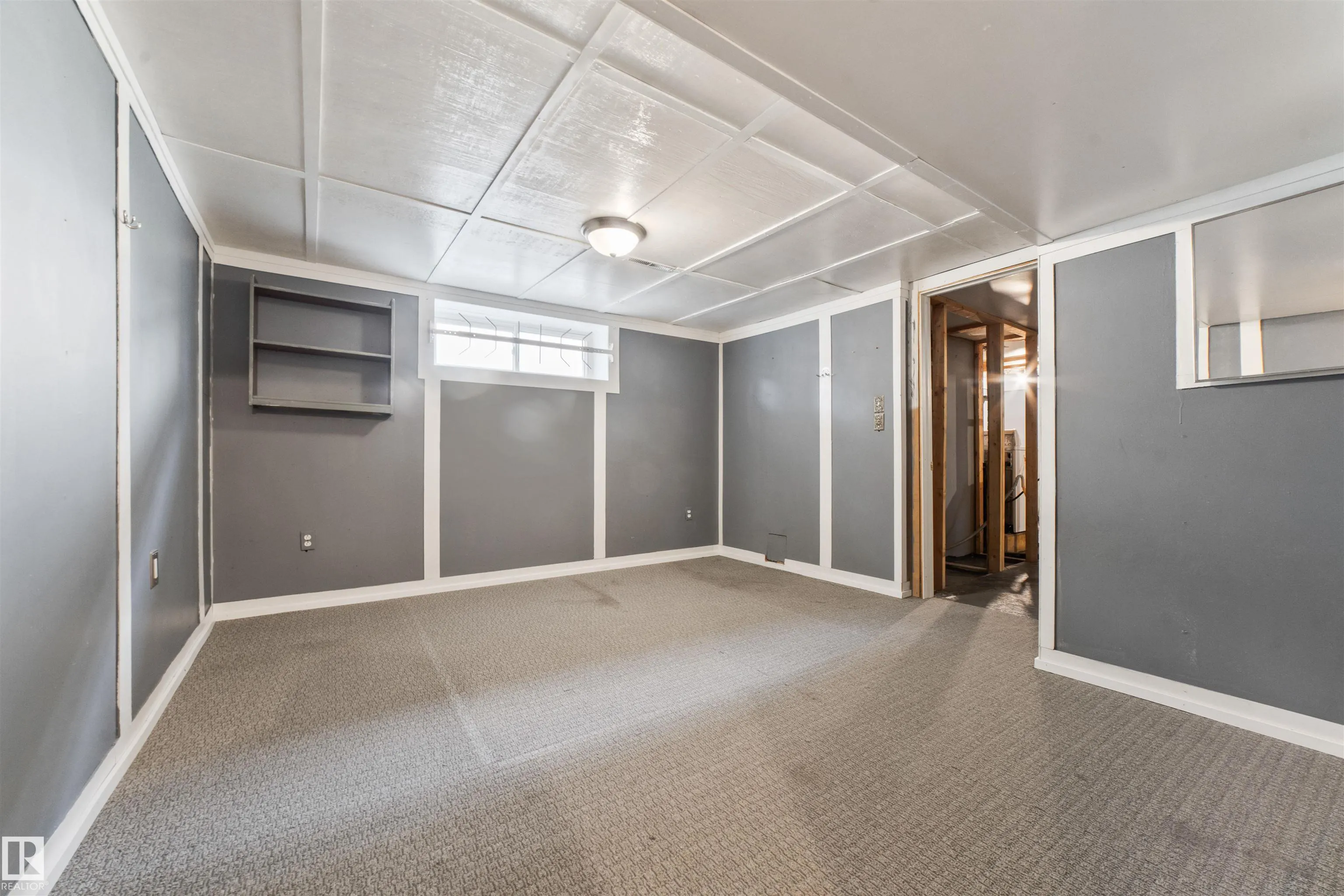 11819 45 ST