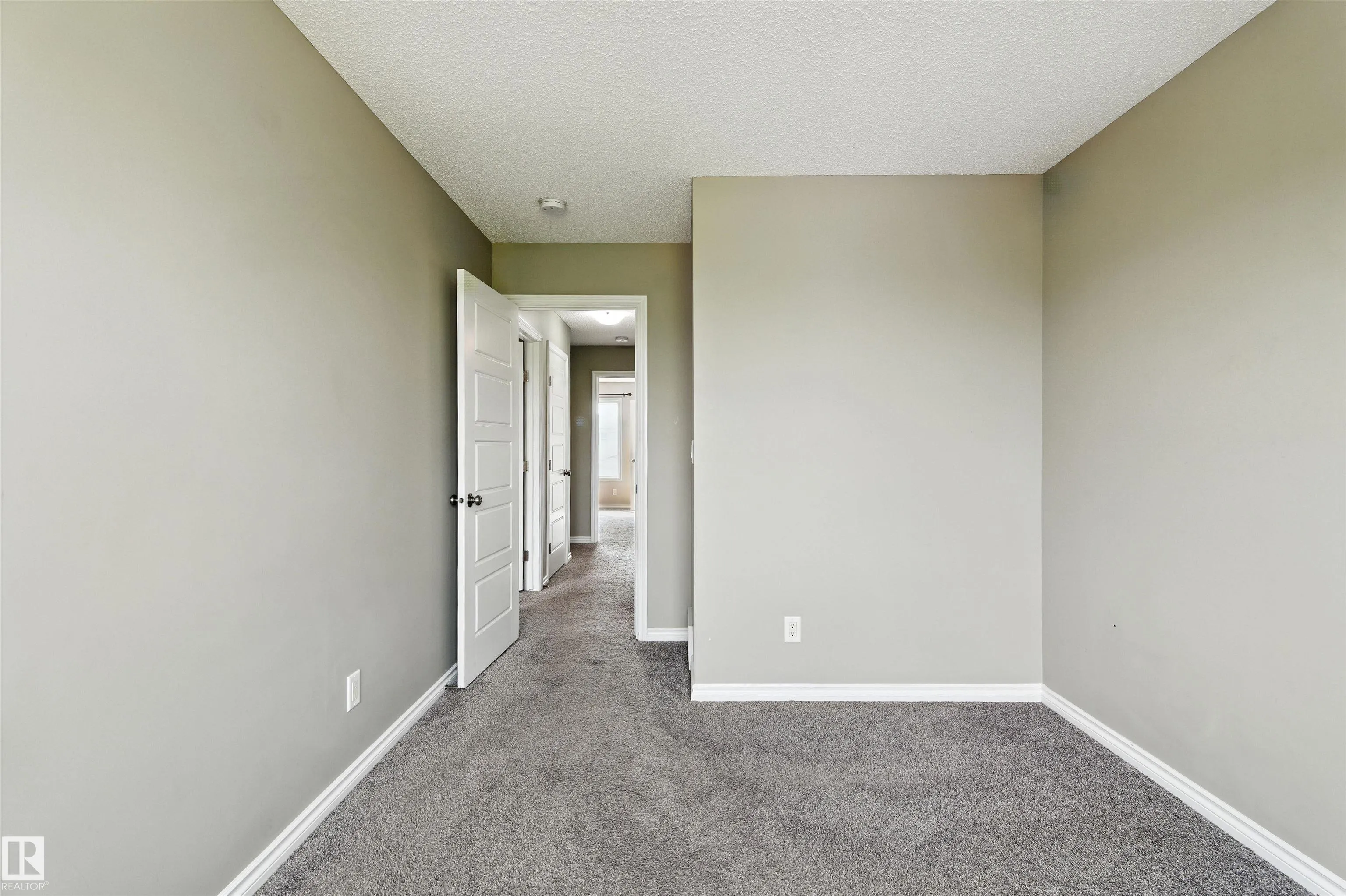 8085 CHAPPELLE Way