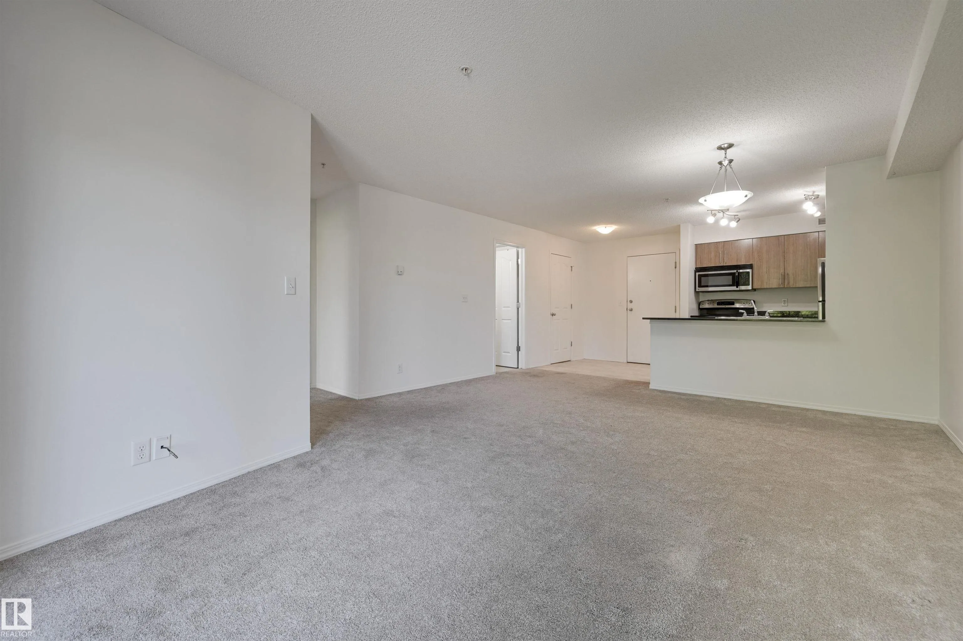530 WATT Boulevard