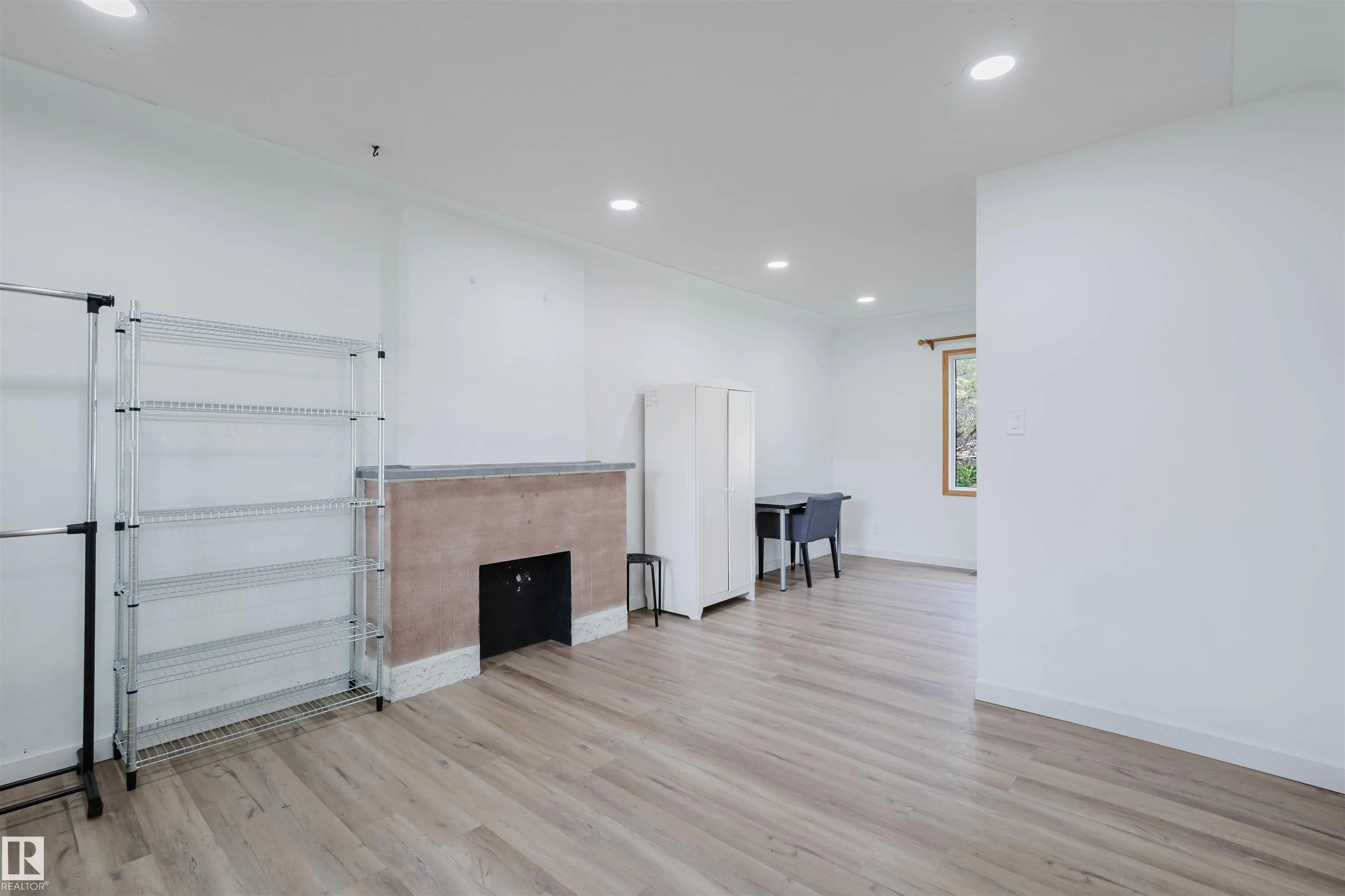 10948 75 Avenue