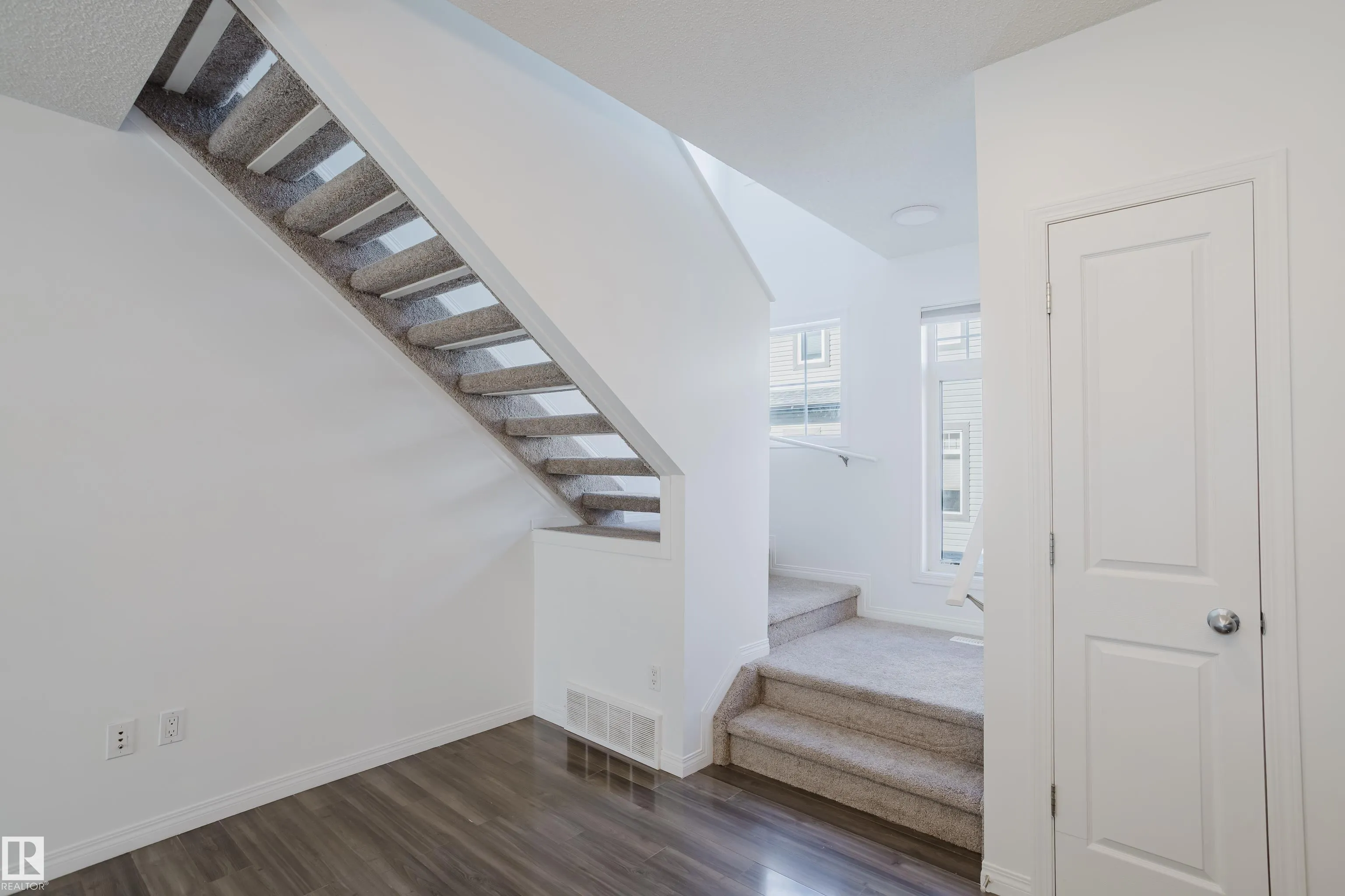 465 Hemingway Road
