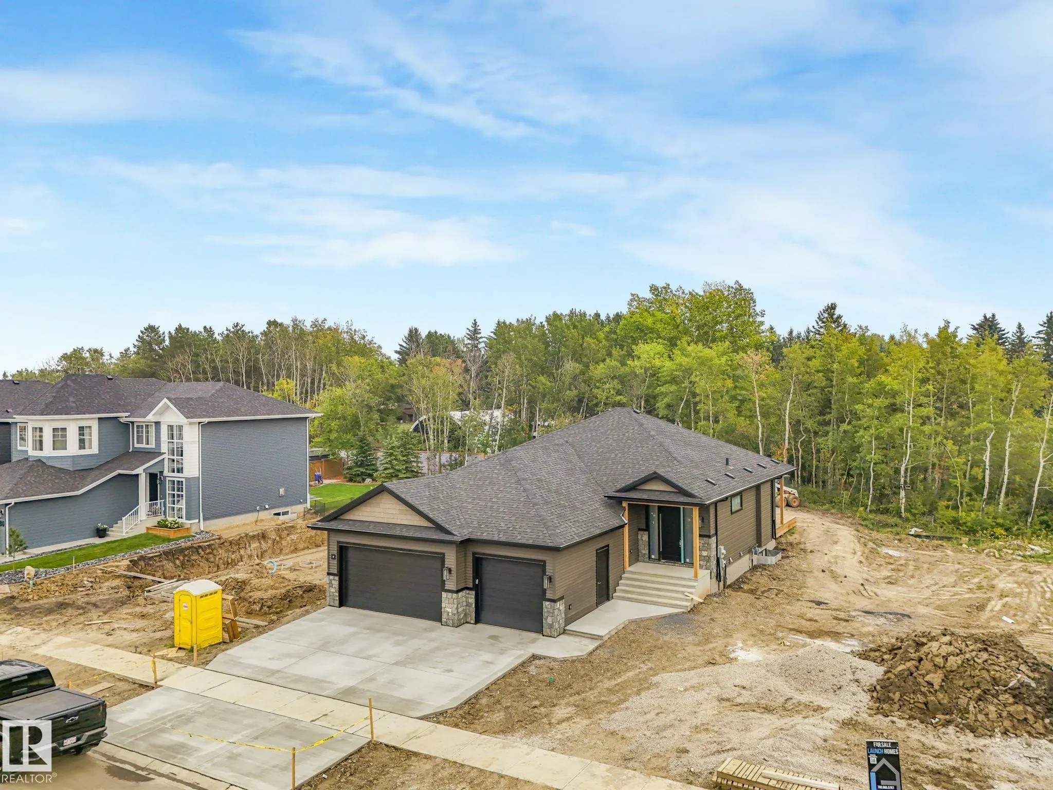 84 HARVEST Crescent