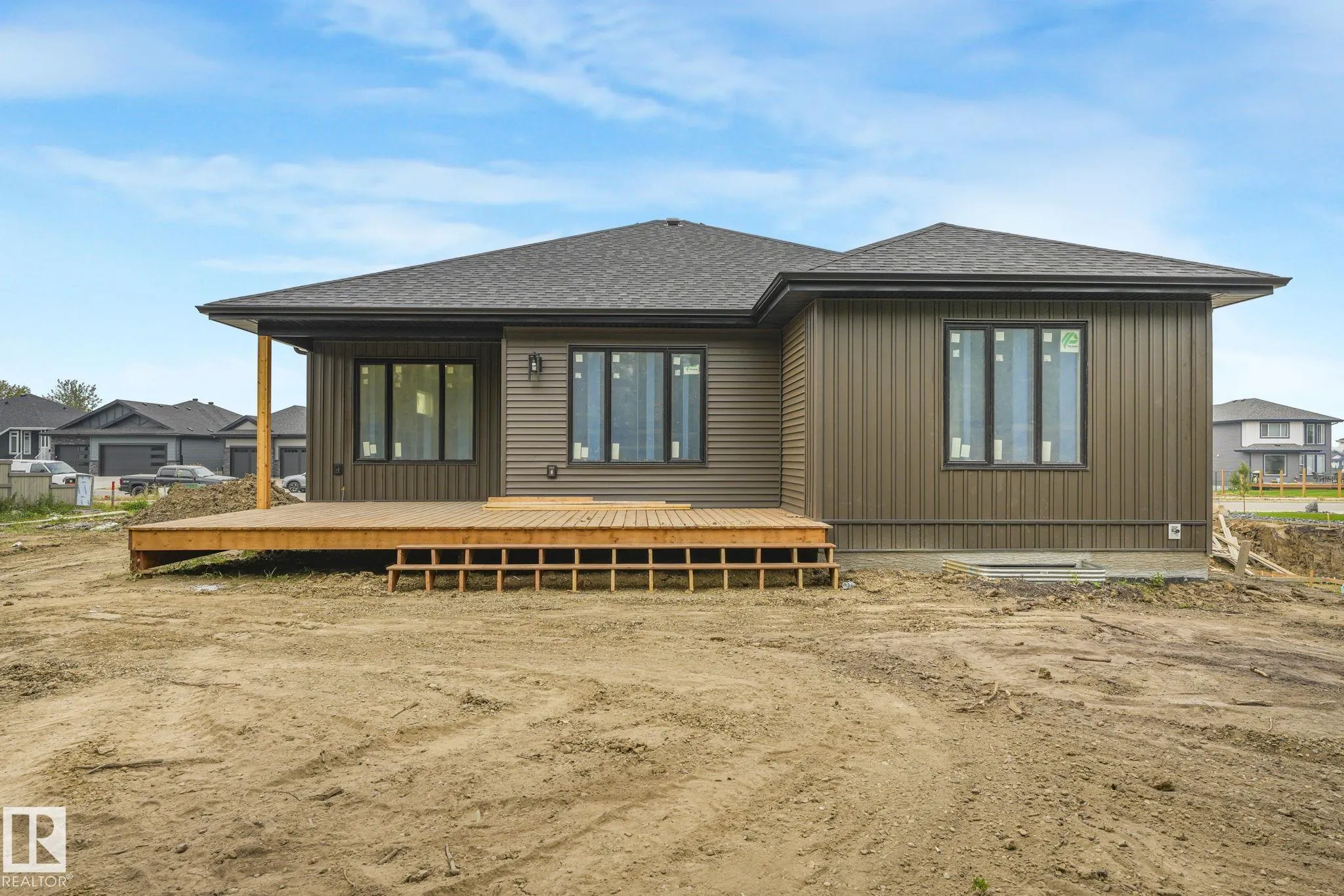 84 HARVEST Crescent