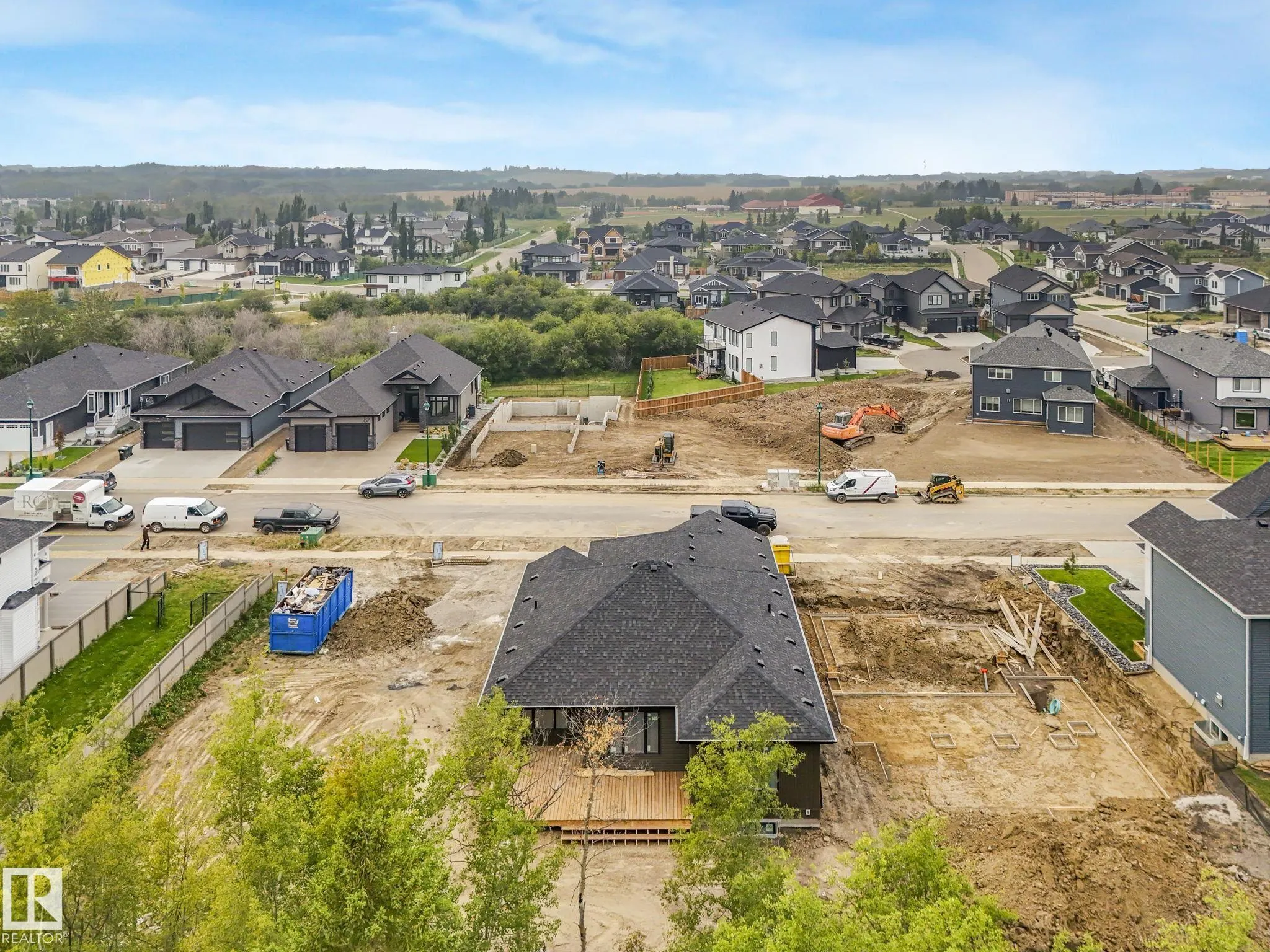 84 HARVEST Crescent