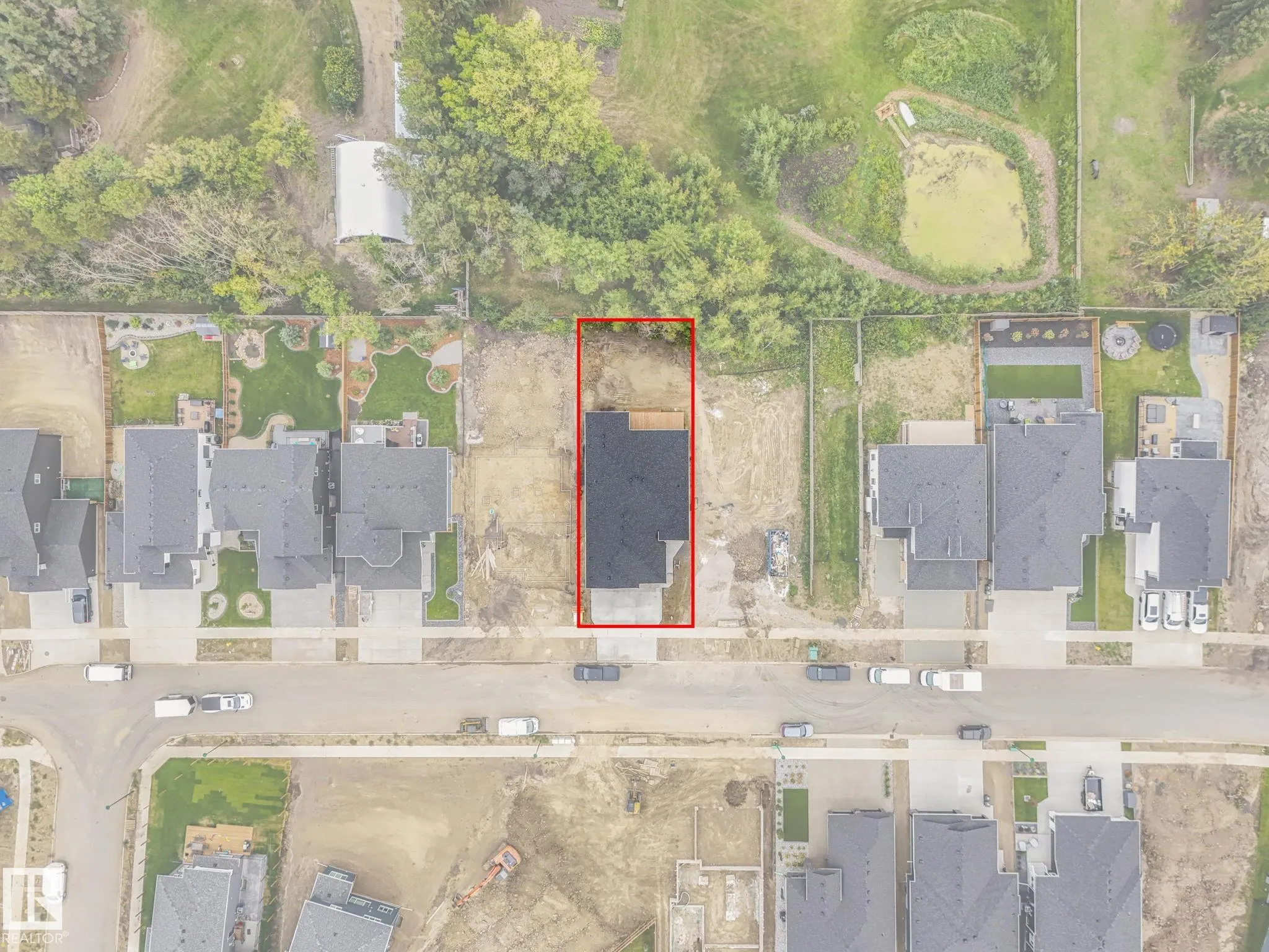 84 HARVEST Crescent