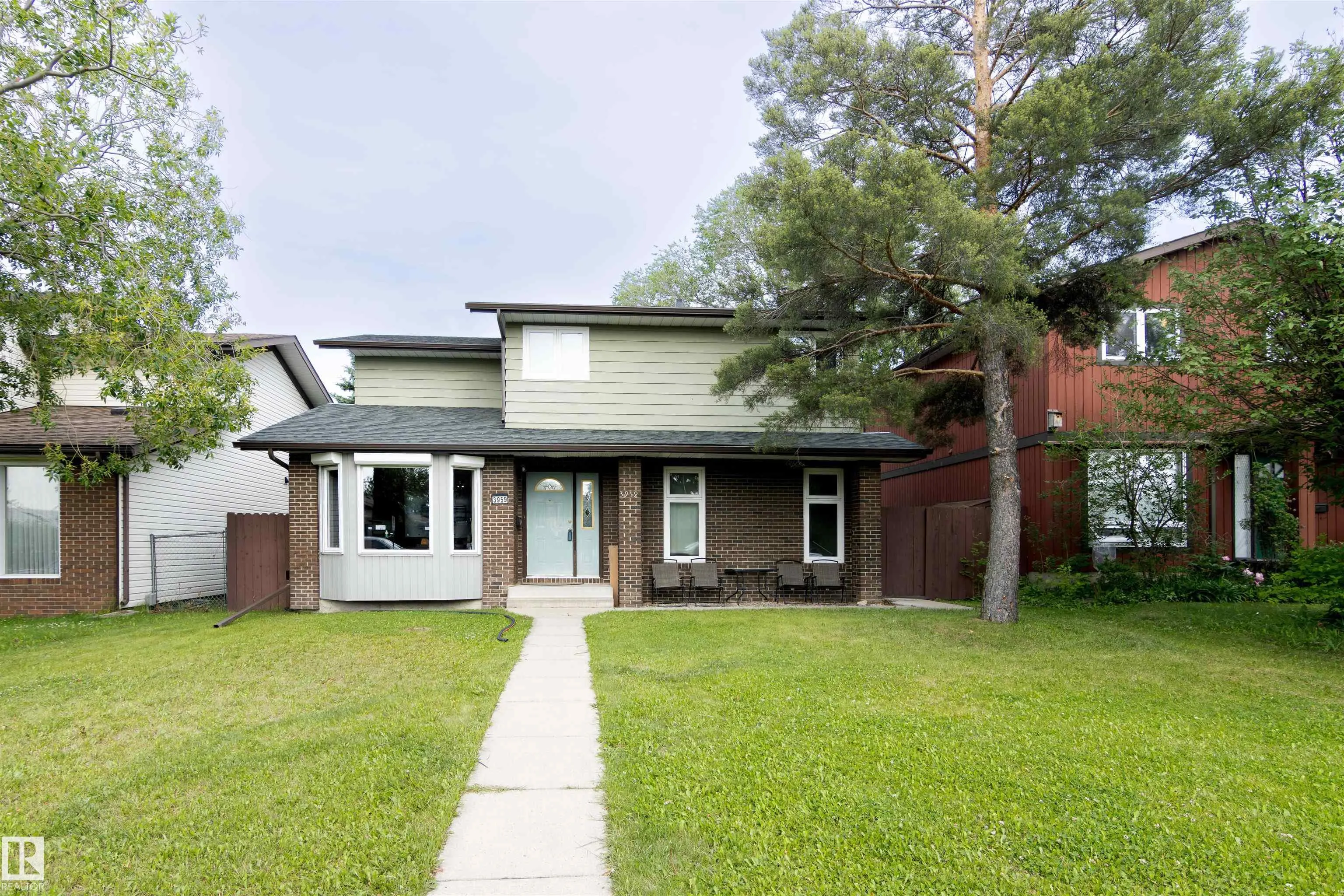 3959 55 Street