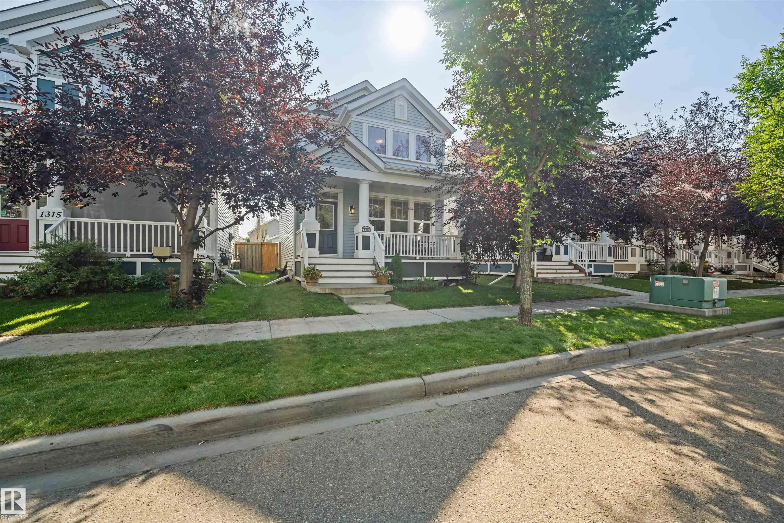 1319 74 Street