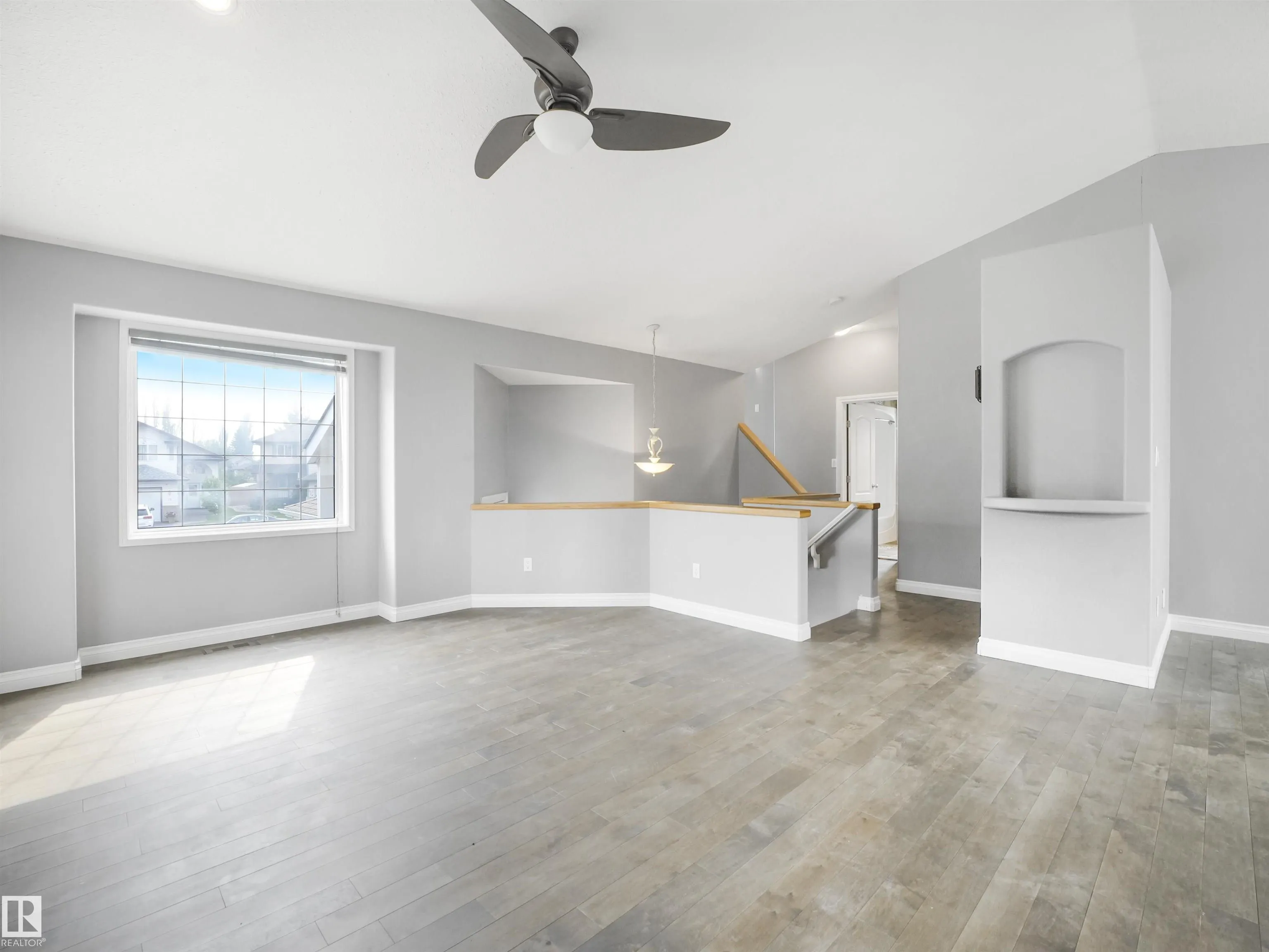 9 Deerfield Court