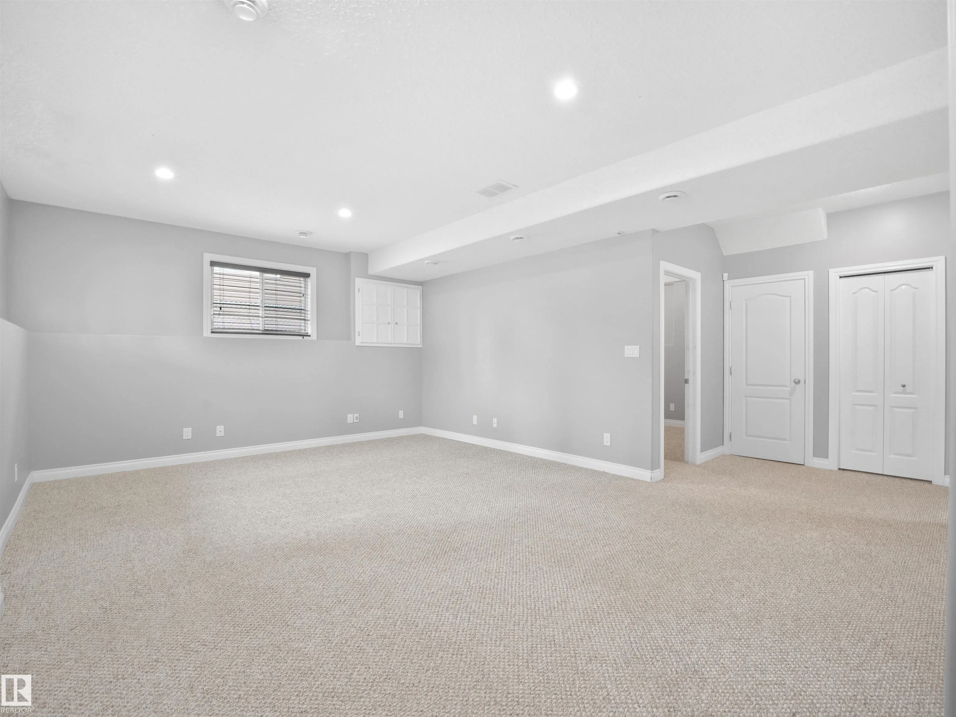 9 Deerfield Court