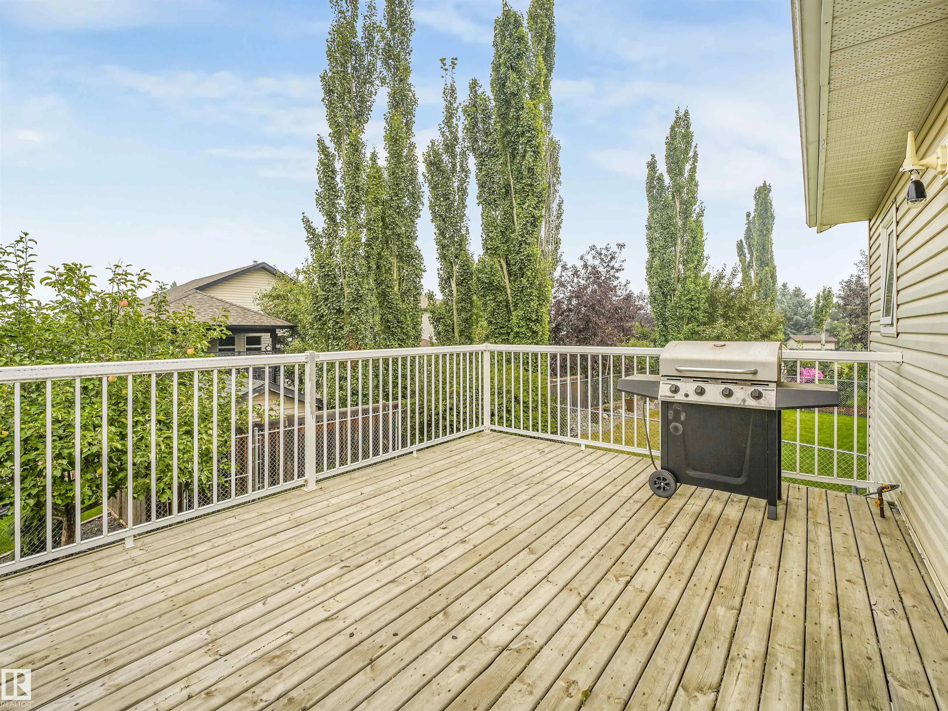 9 Deerfield Court