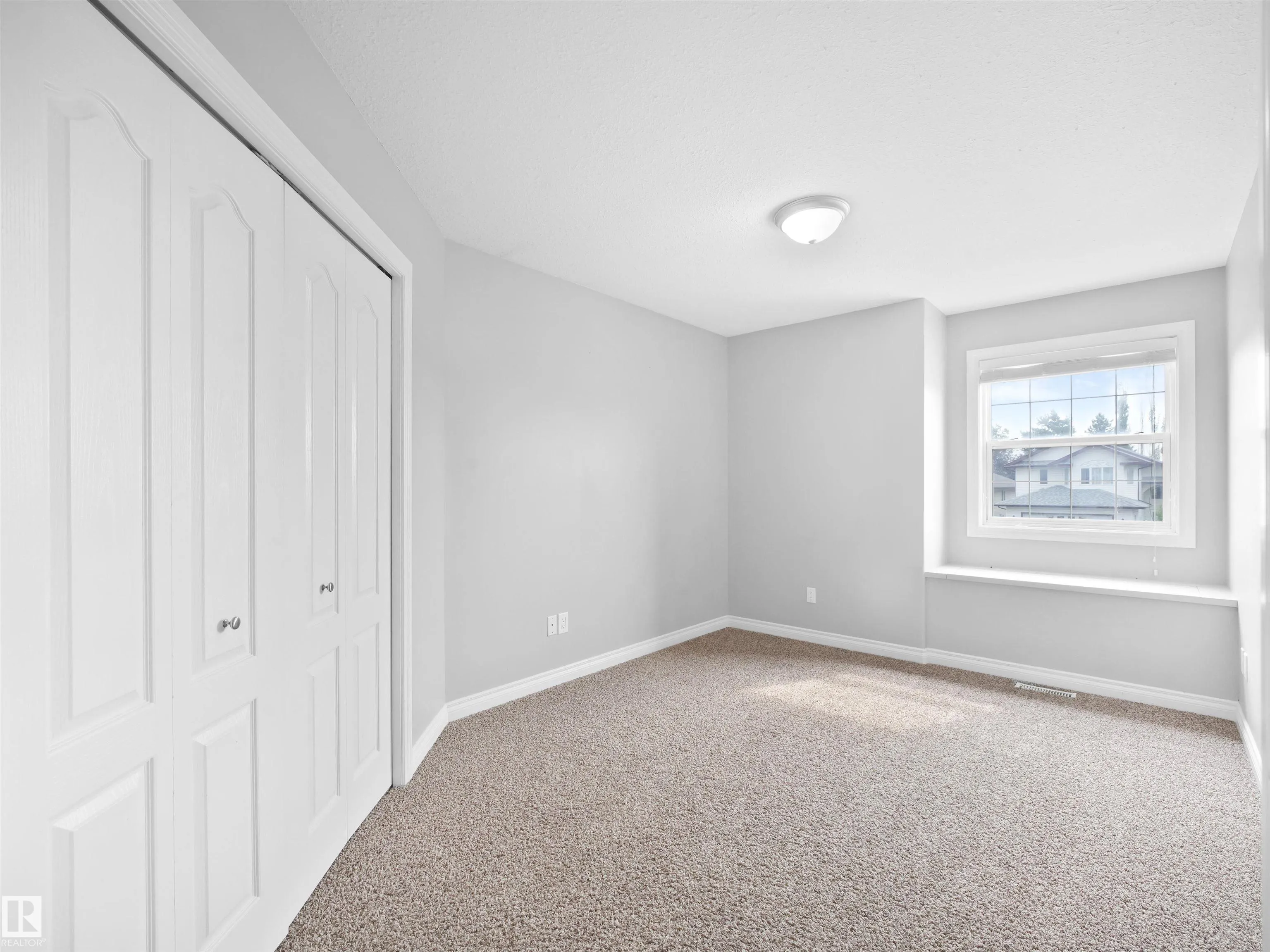 9 Deerfield Court