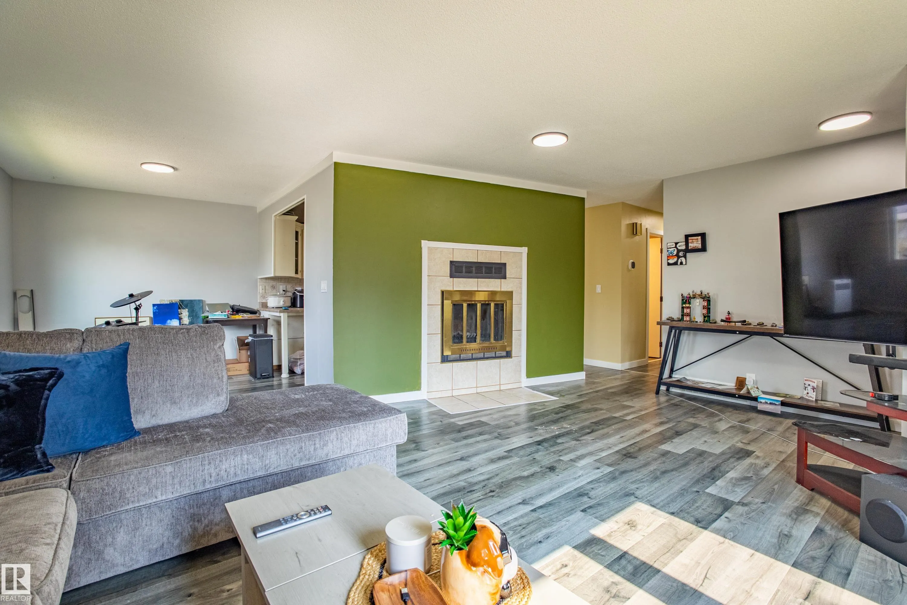 5453 EASTVIEW Crescent