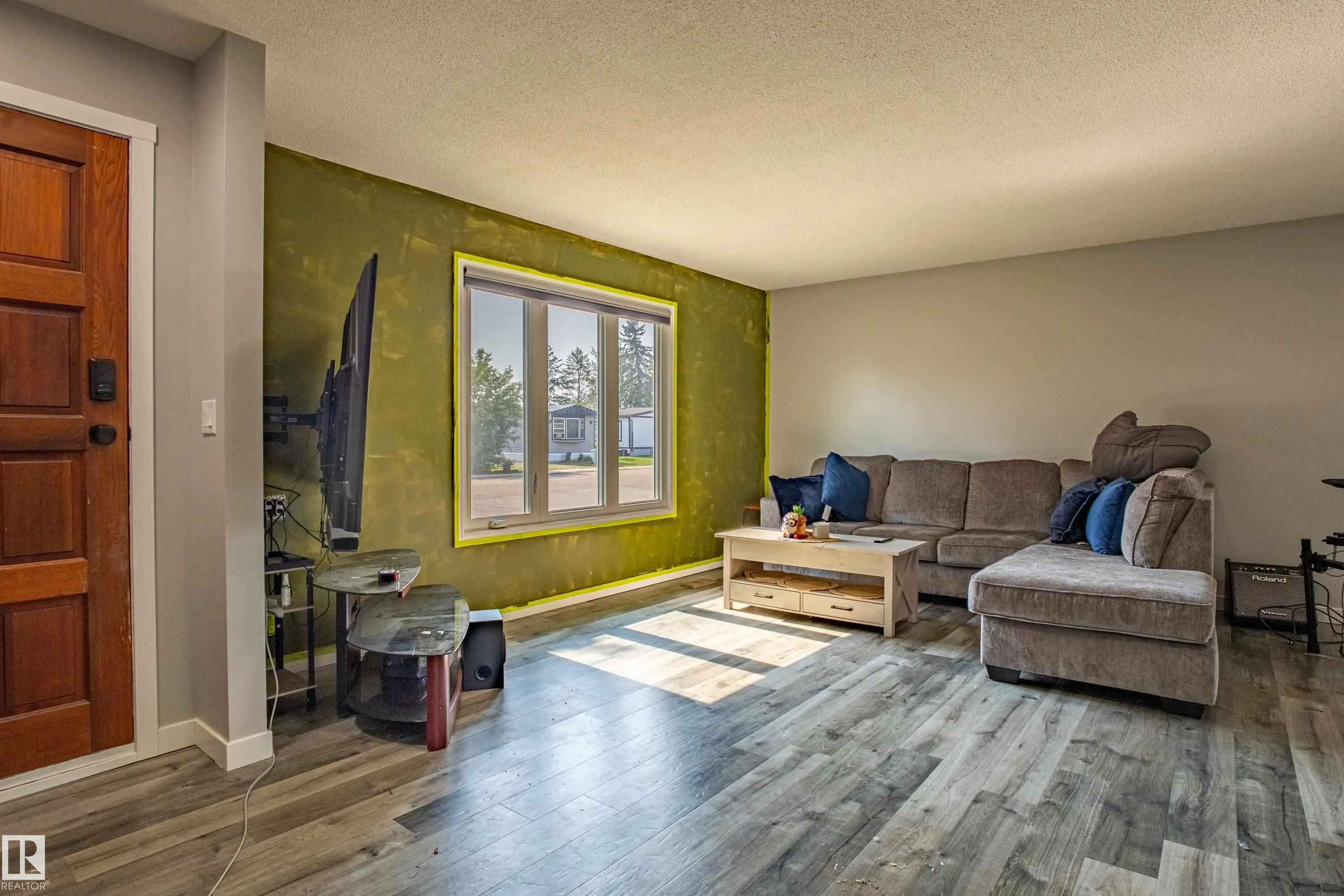 5453 EASTVIEW Crescent