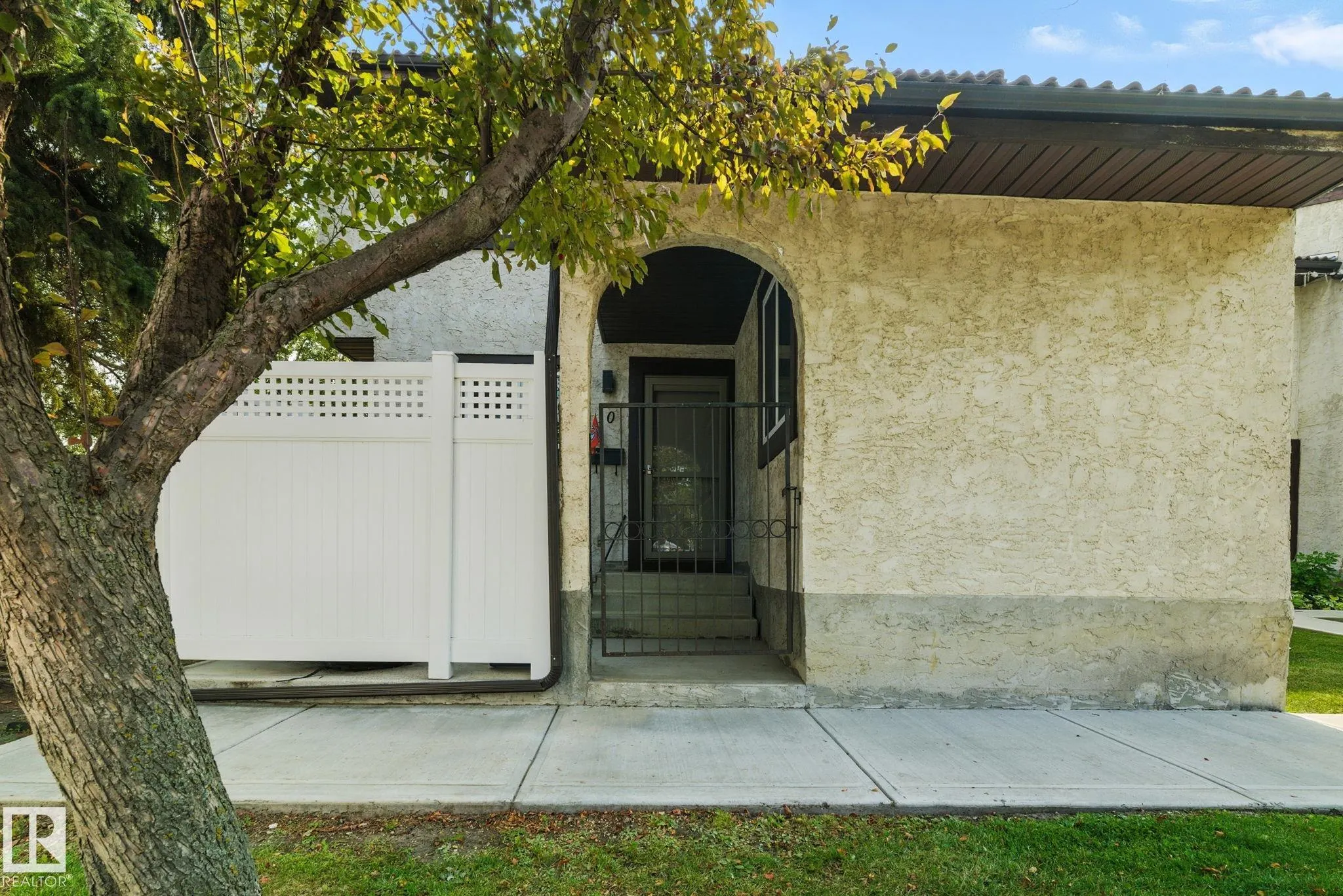 17409 95 Street