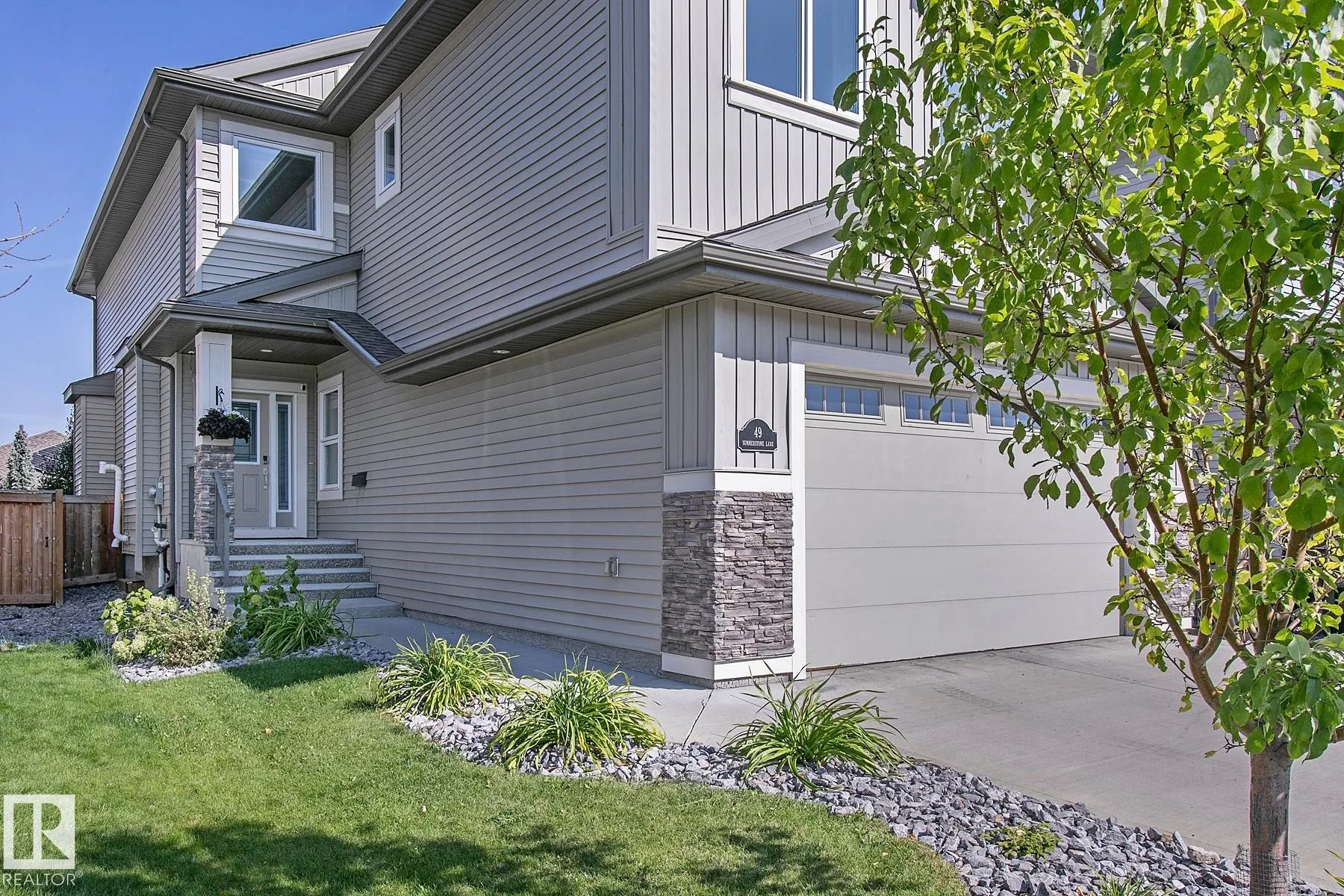 49 SUMMERSTONE Lane