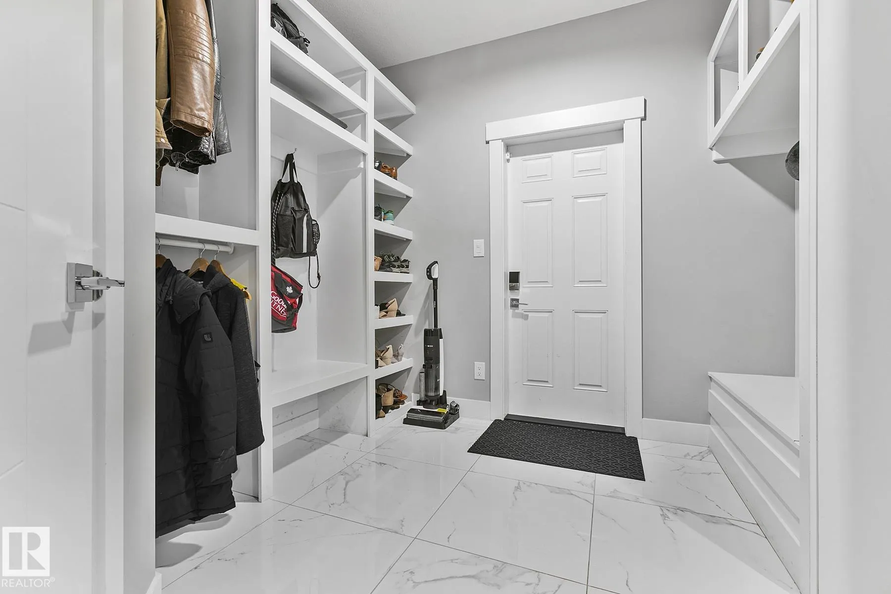 49 SUMMERSTONE Lane