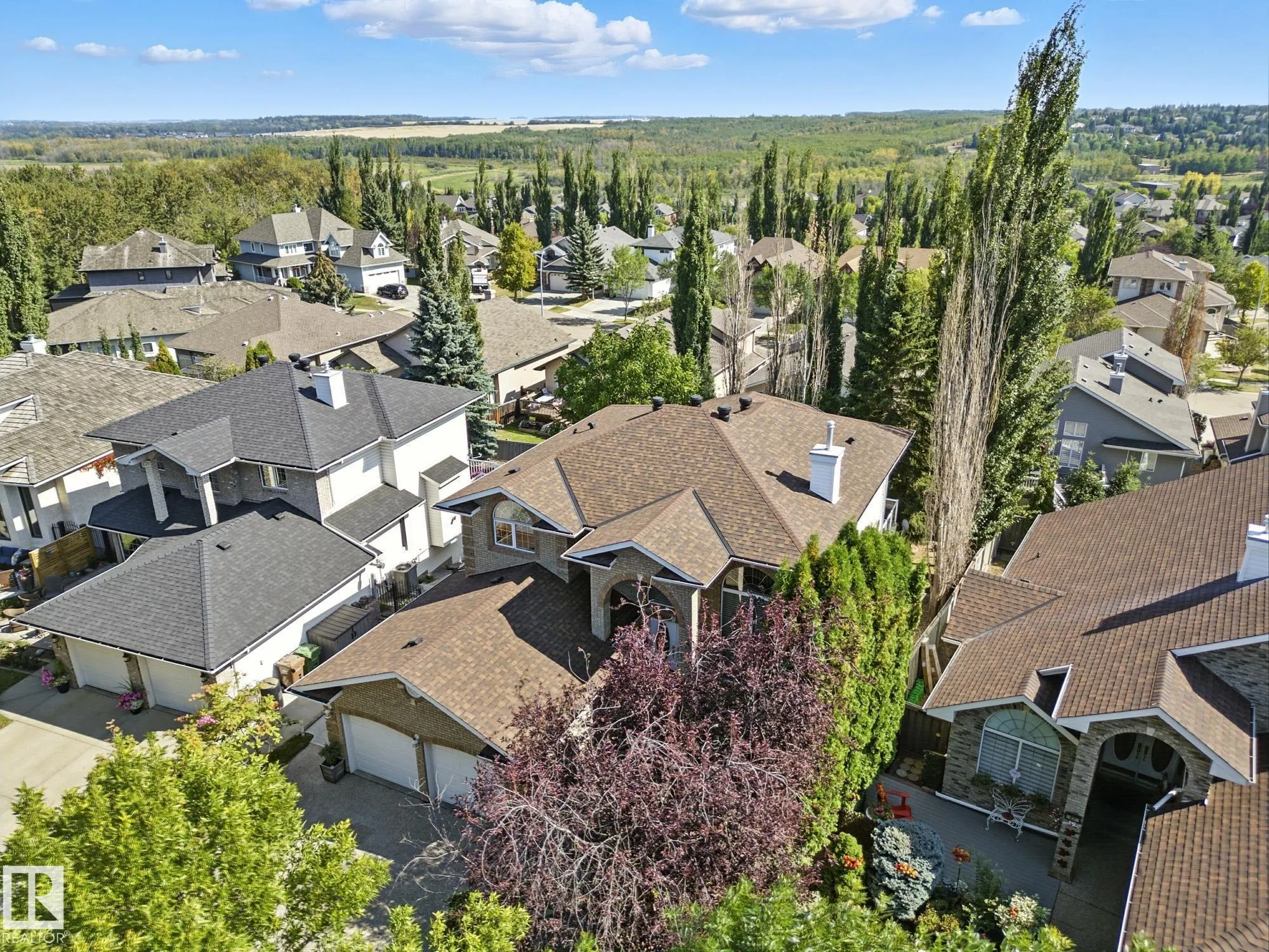 29 OAKDALE Place