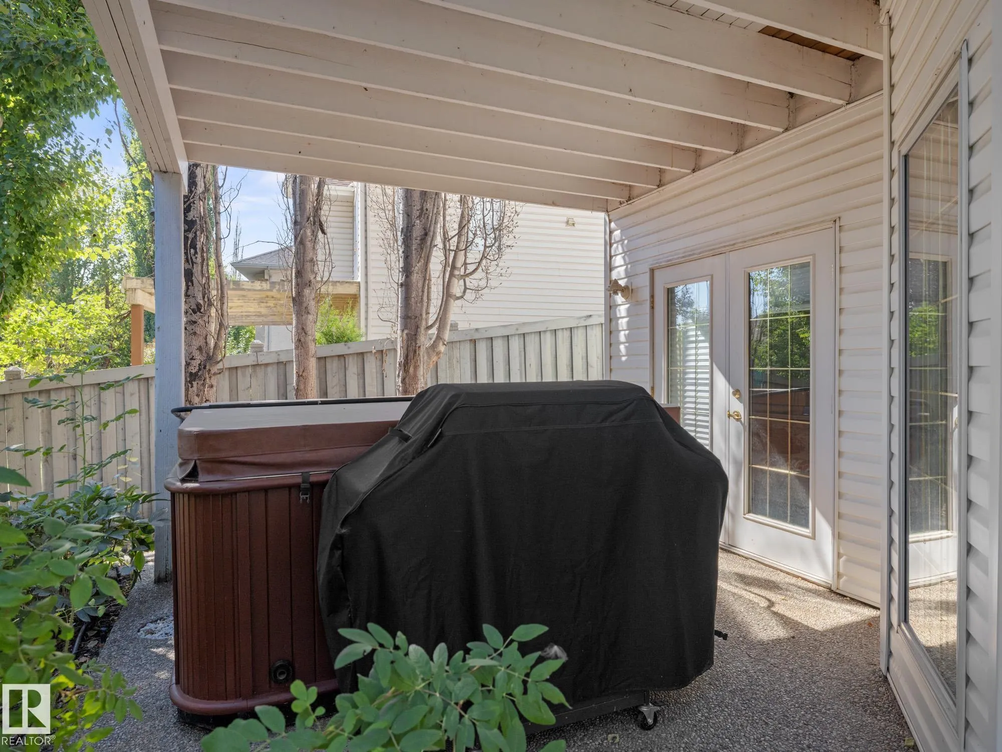 29 OAKDALE Place